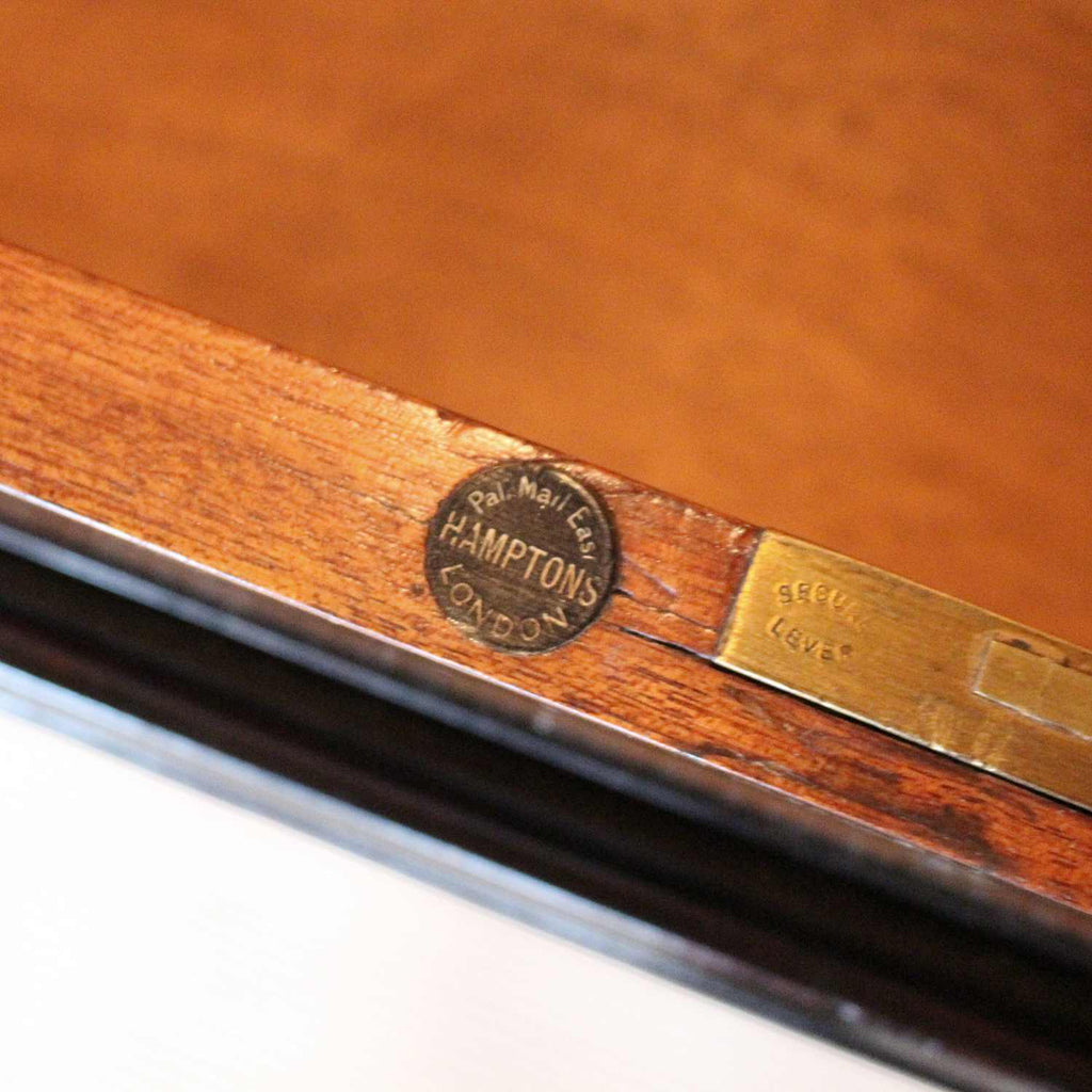 Art deco writing desk by Hamptons of London in burr walnut with leather top at Jeroen Markies 