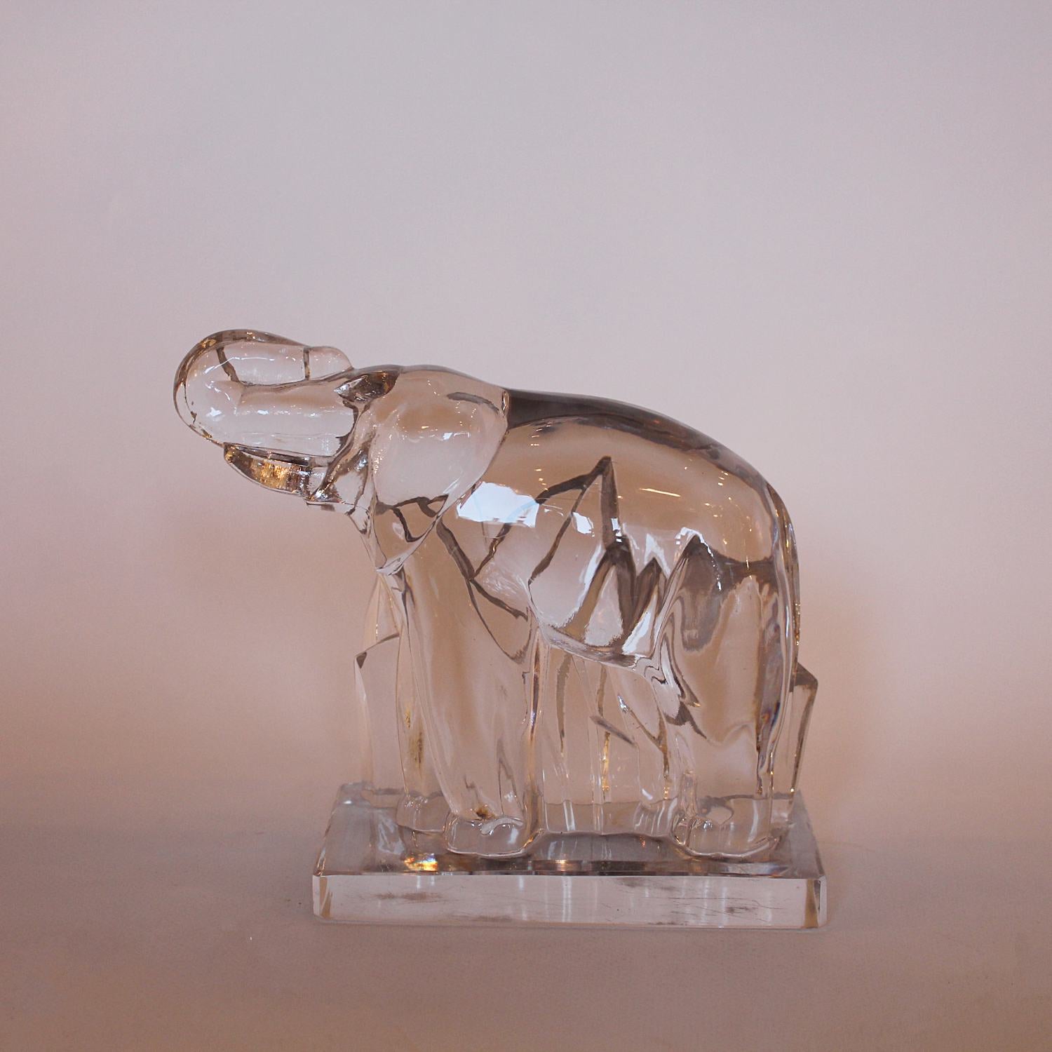Art Deco glass elephant paperweight circa 1930