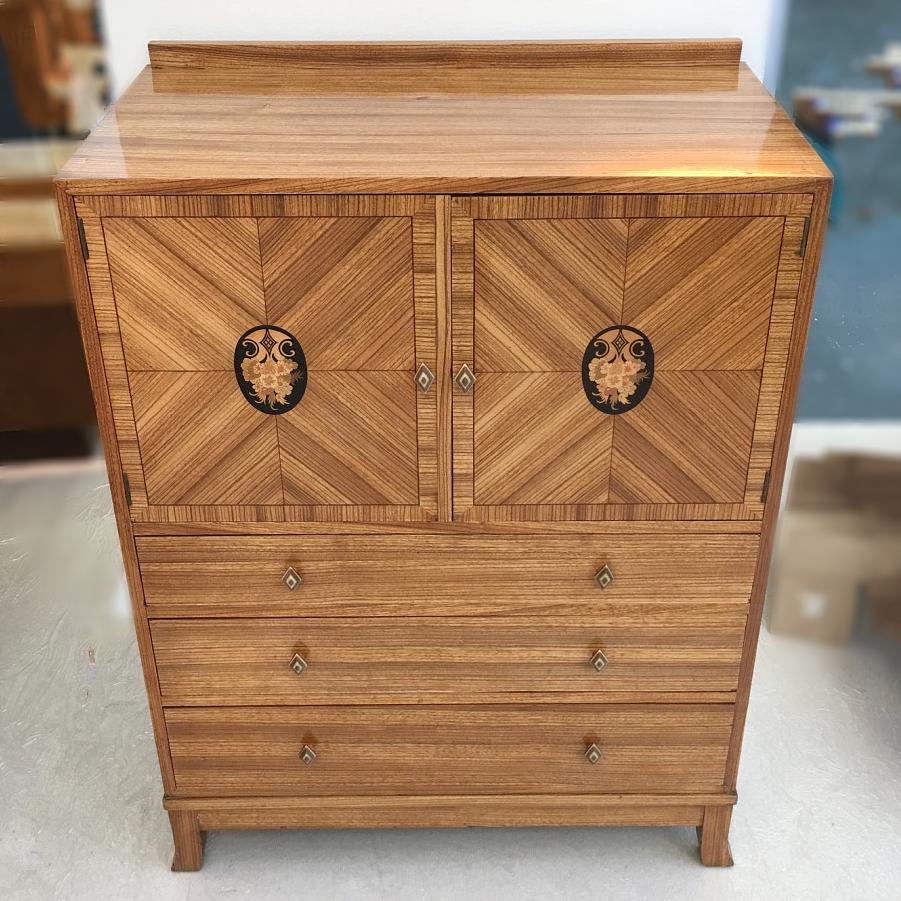 Art Deco cabinet 