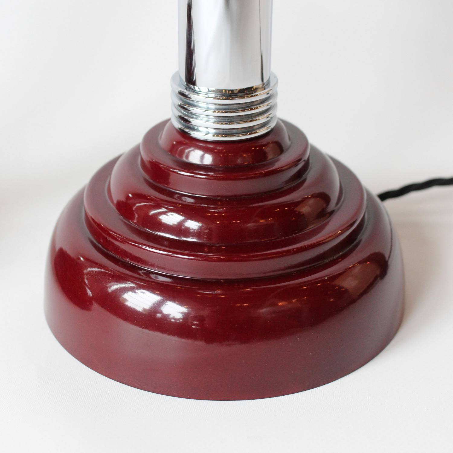 Art Deco uplighter table lamps with bakelite bases at Jeroen Markies