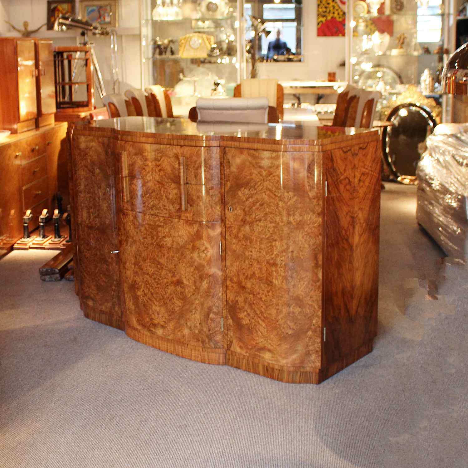 Art Deco sideboard in figured walnut circa 1930