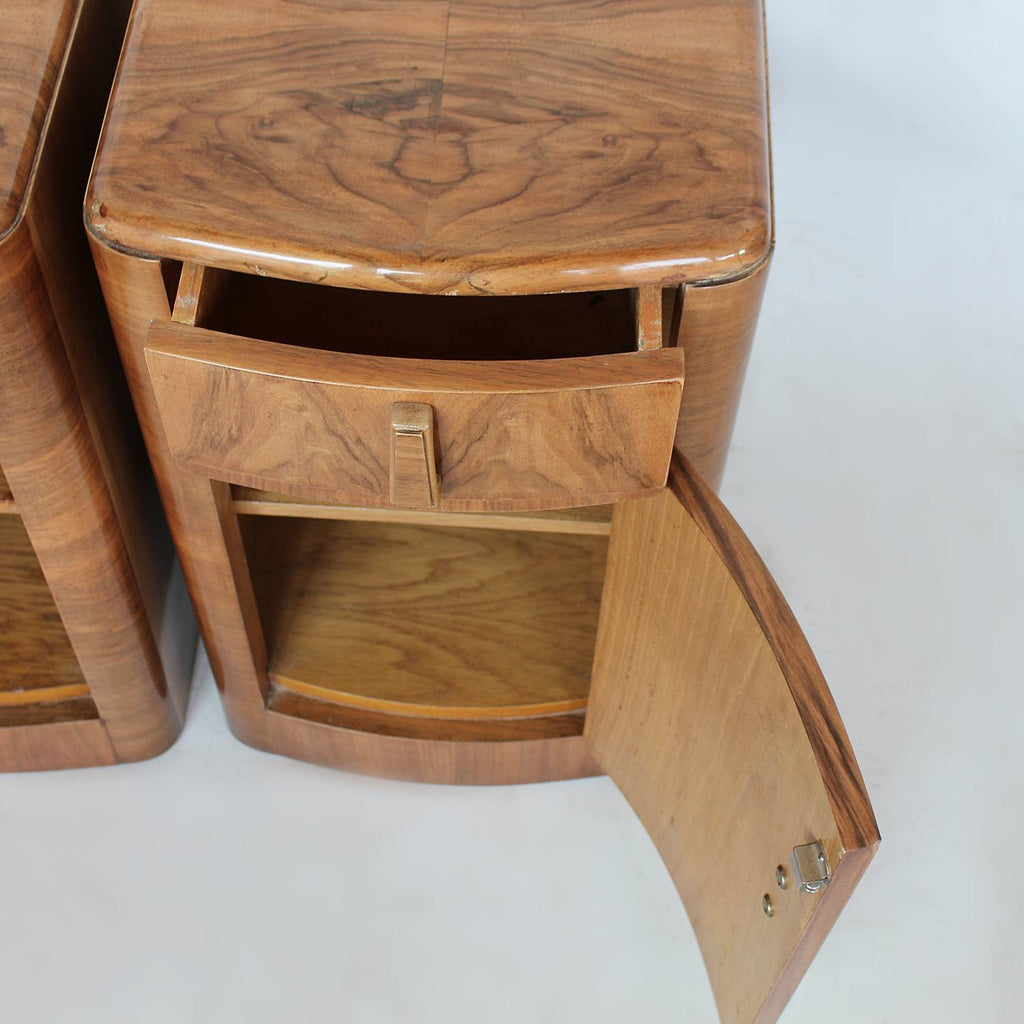 Classic Art Deco bedside cabinets in walnut at Jeroen Markies