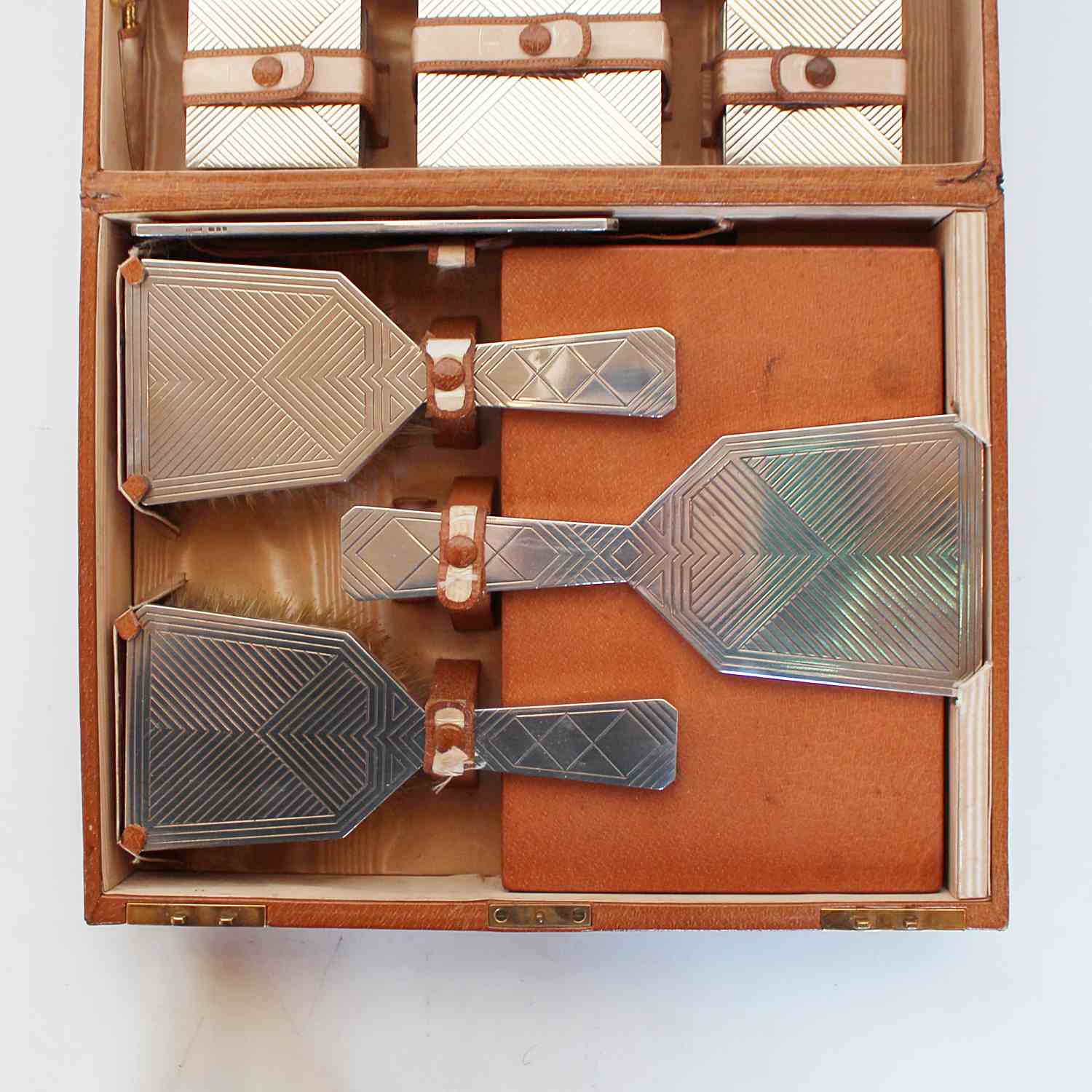 Asprey Art Deco silver vanity case dated 1937