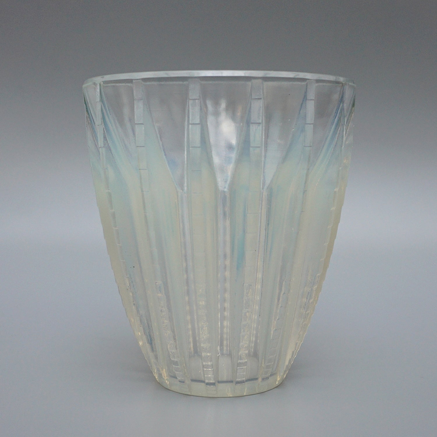 Chamonix, an Art Deco Opalescent Glass Vase by Rene Lalique - Jeroen Markies Art Deco