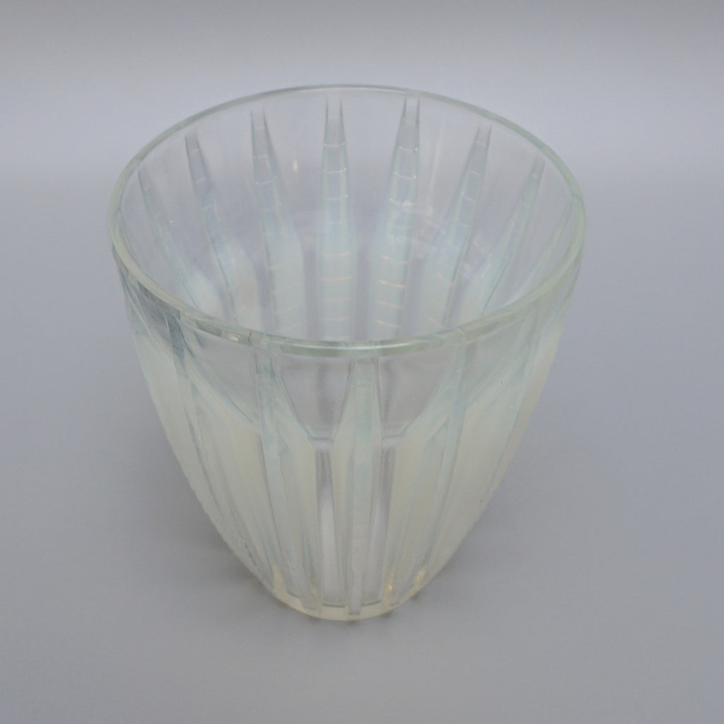 Chamonix, an Art Deco Opalescent Glass Vase by Rene Lalique - Jeroen Markies Art Deco