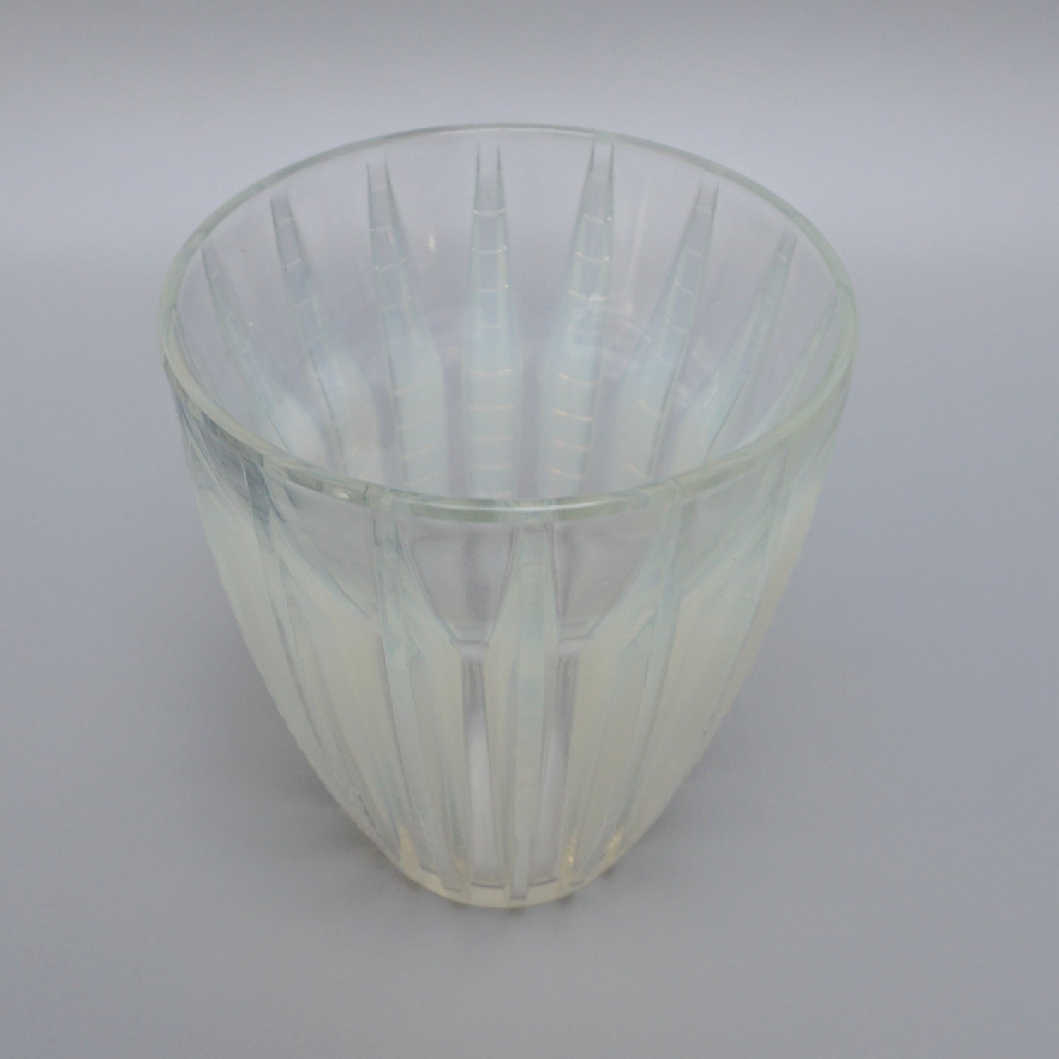 Chamonix, an Art Deco Opalescent Glass Vase by Rene Lalique - Jeroen Markies Art Deco