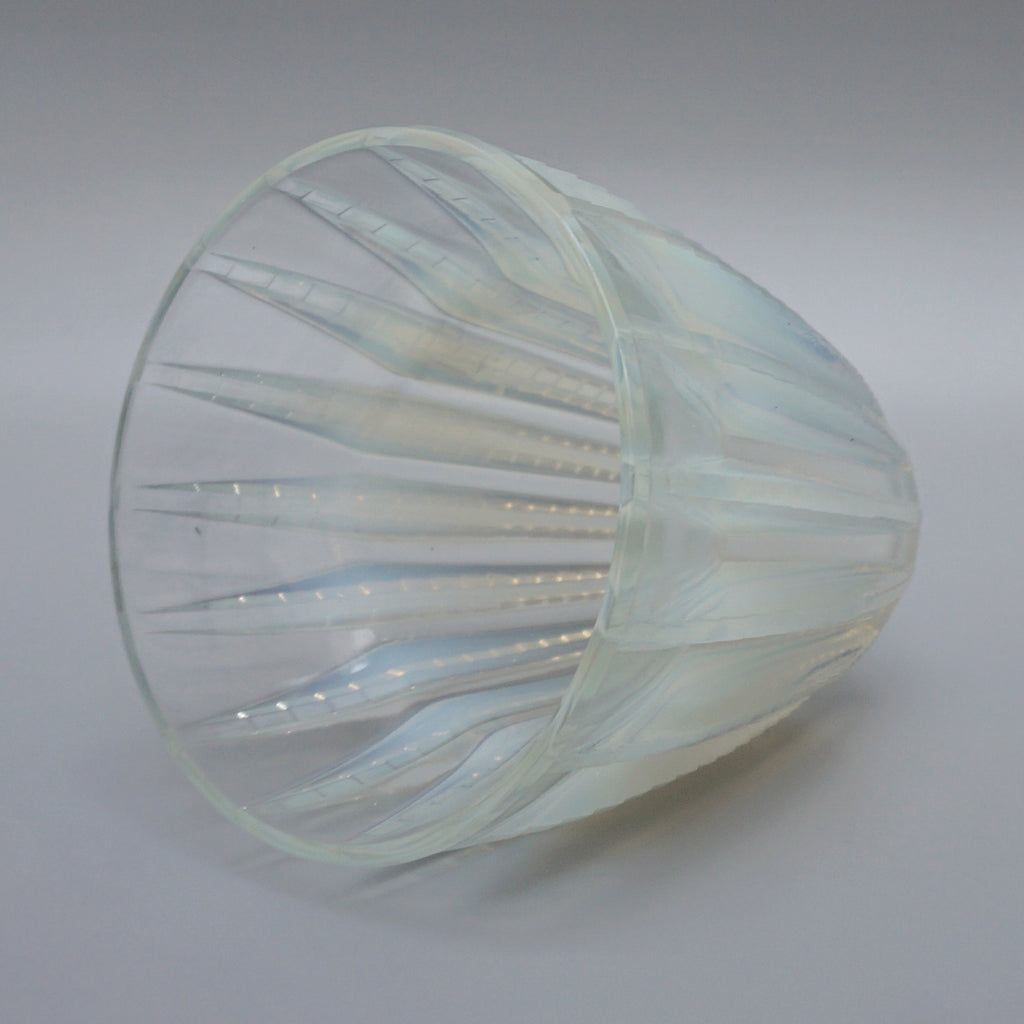 Chamonix, an Art Deco Opalescent Glass Vase by Rene Lalique - Jeroen Markies Art Deco
