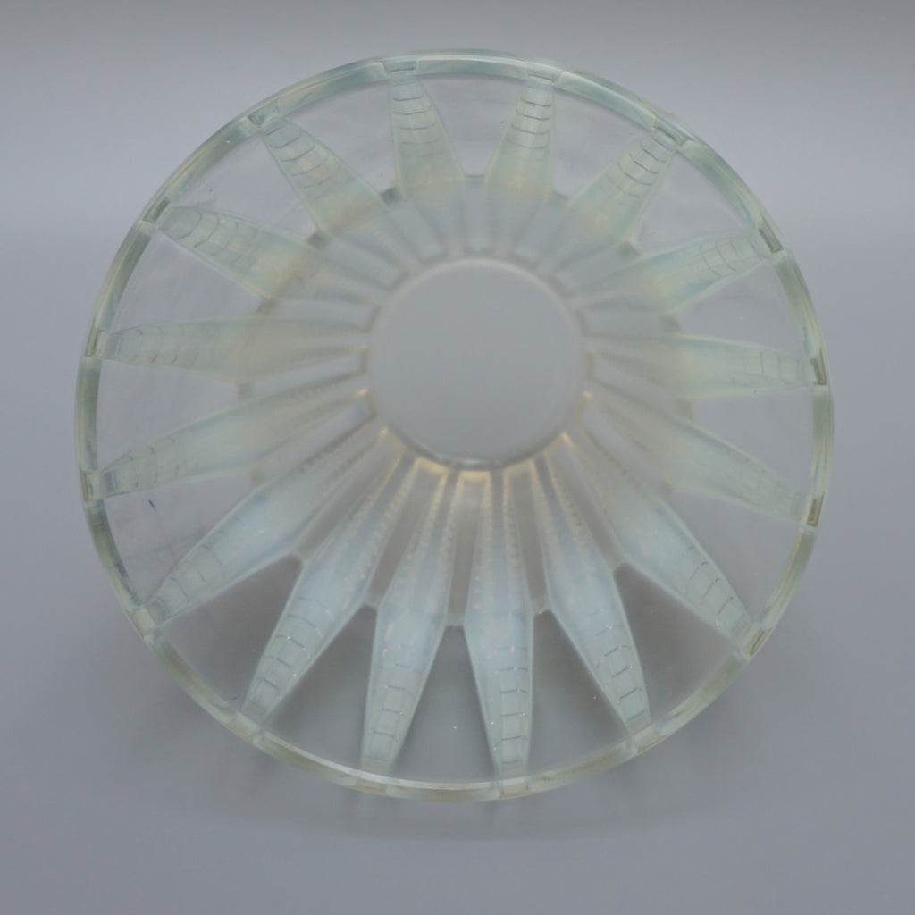 Chamonix, an Art Deco Opalescent Glass Vase by Rene Lalique - Jeroen Markies Art Deco