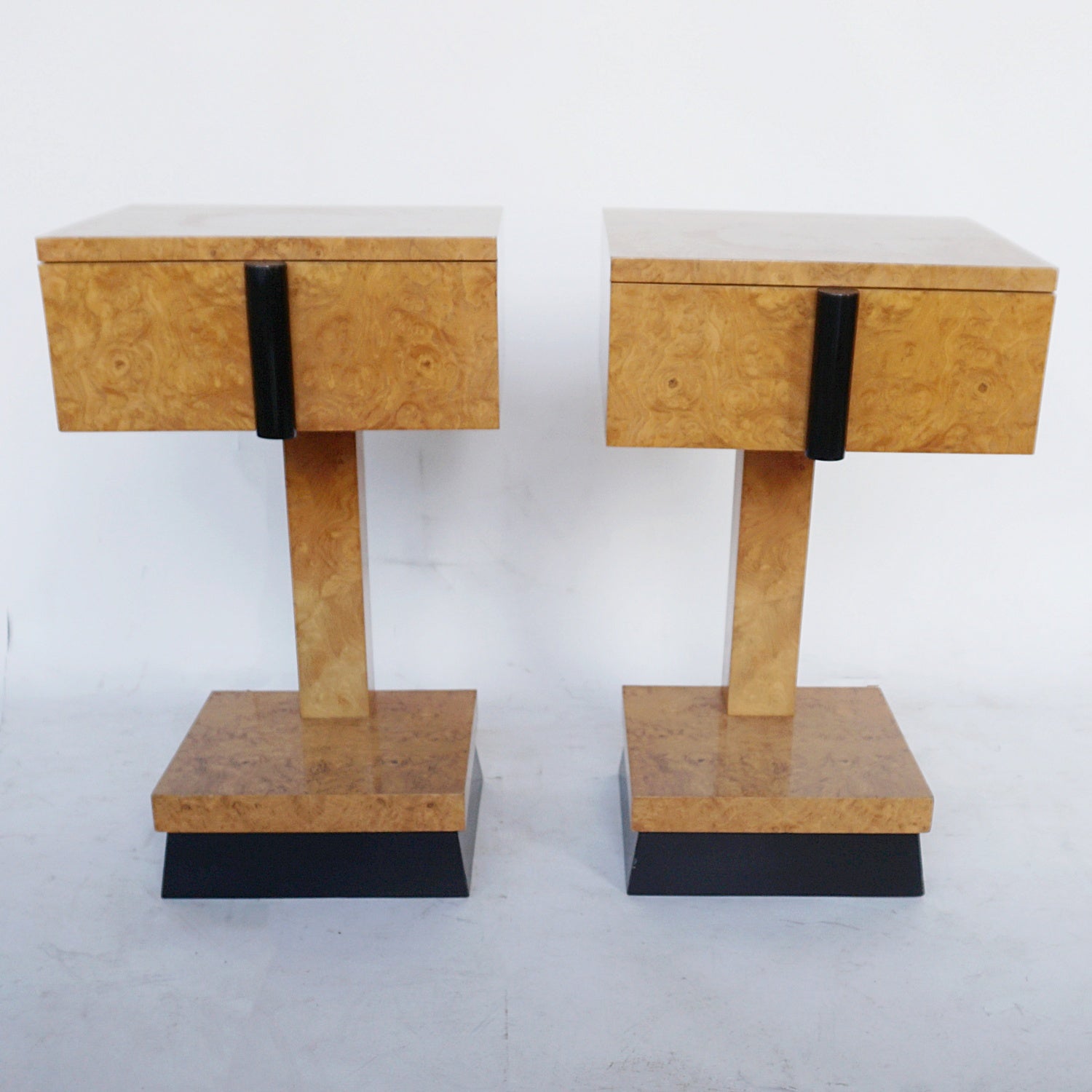 Art Deco Bedside Cabinets English 1935 - Jeroen Markies Art DecoArt Deco Bedside Cabinets Vintage Art Deco - Jeroen Markies Art Deco