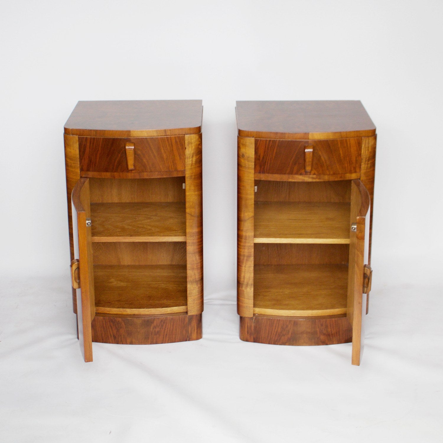 Art Deco Bedside Cabinets - Jeroen Markies Art Deco