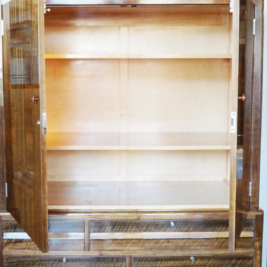 Art Deco Linen Cabinet by Betty Joel Signed and Dated 1935 Art Deco - Jeroen Markies Art Deco