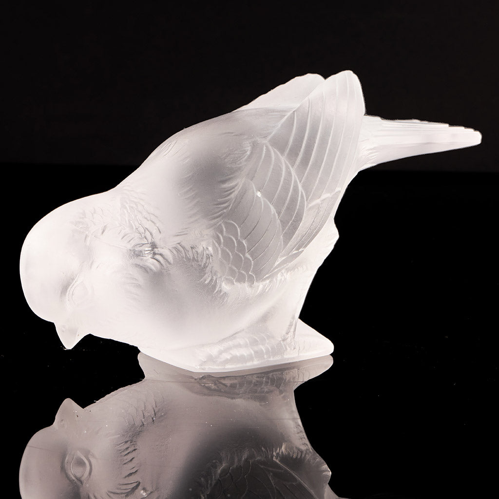 'Moineau Timide' Rene Lalique Glass Paperweight - Jeroen Markies Art Deco