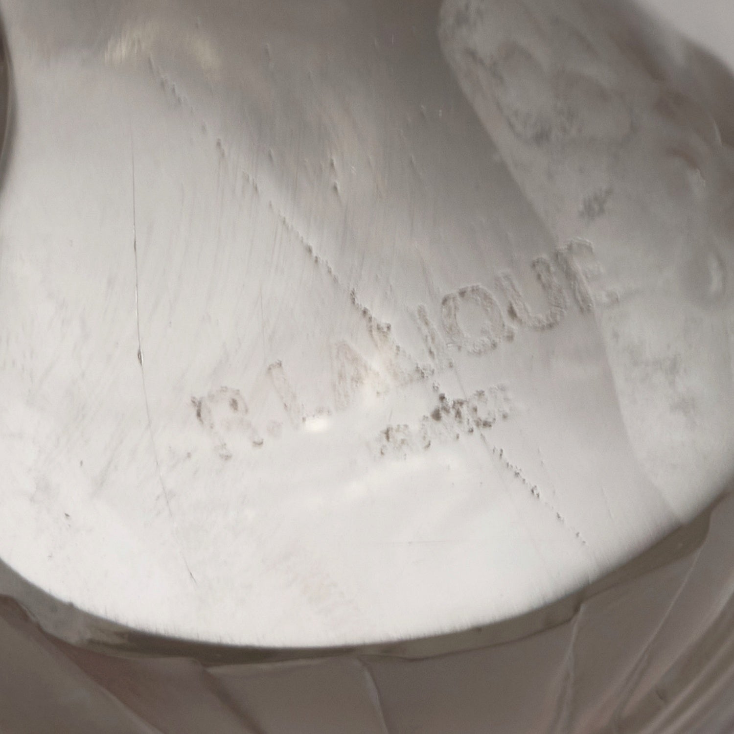 Bellecour - René Lalique Glass - Lalique Paperweight - Jeroen Markies Art Deco Furniture