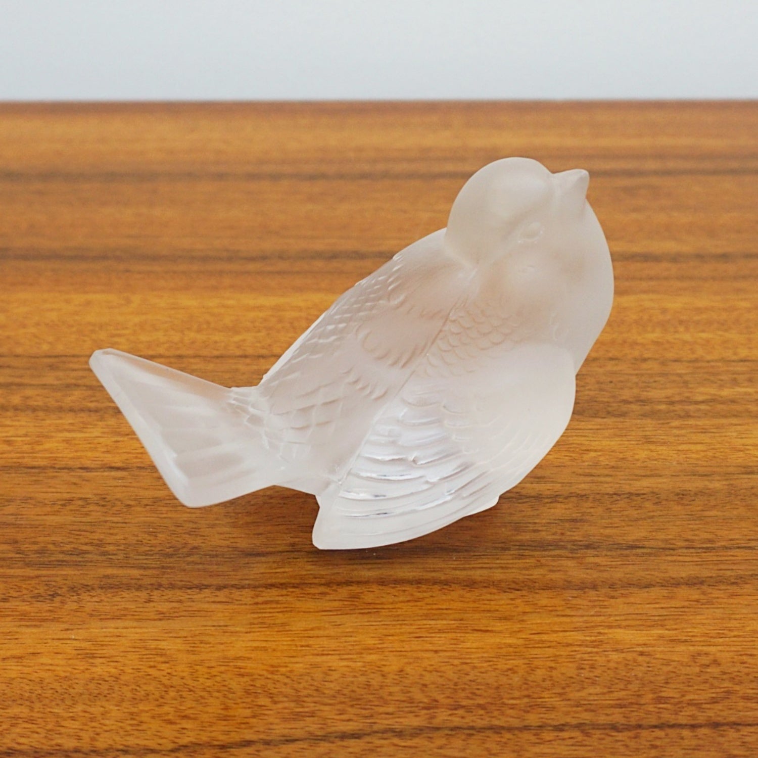 Moineau Moqueur - René Lalique Glass - Lalique Paperweight - Jeroen Markies Art Deco Furniture