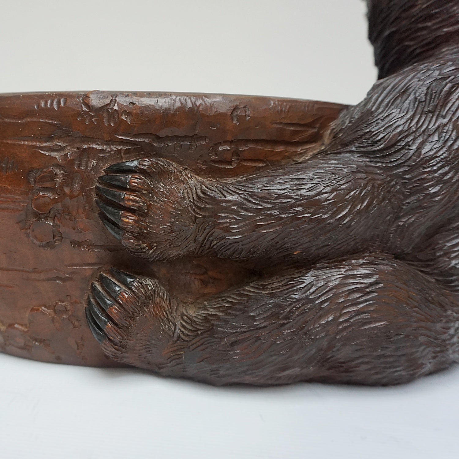 Vintage -19th Century-Black Forest-Carved Bear-Fruit Bowl-Swiss-Circa 1900 - Jeroen Markies Art Deco