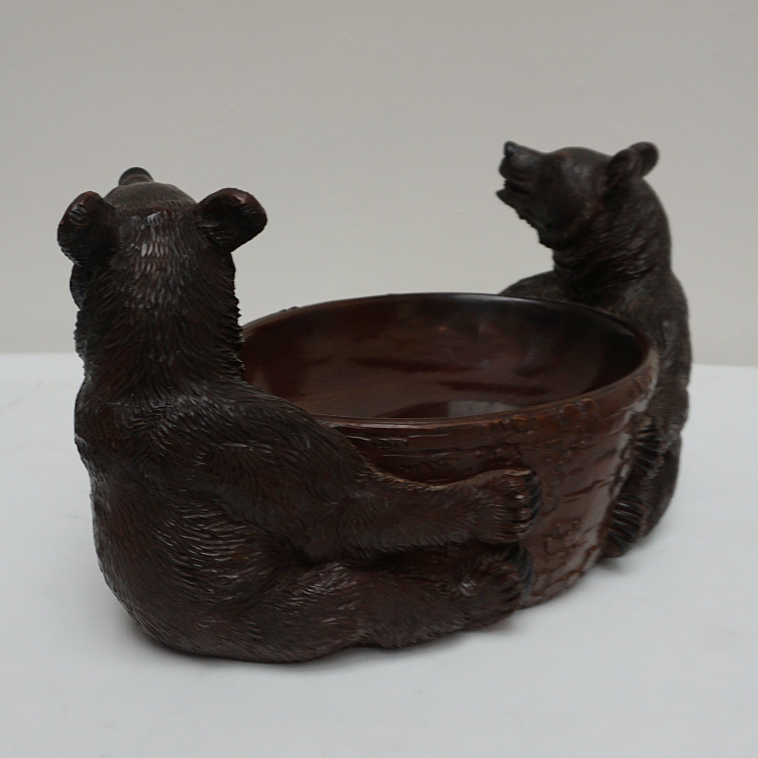 Vintage -19th Century-Black Forest-Carved Bear-Fruit Bowl-Swiss-Circa 1900 - Jeroen Markies Art Deco