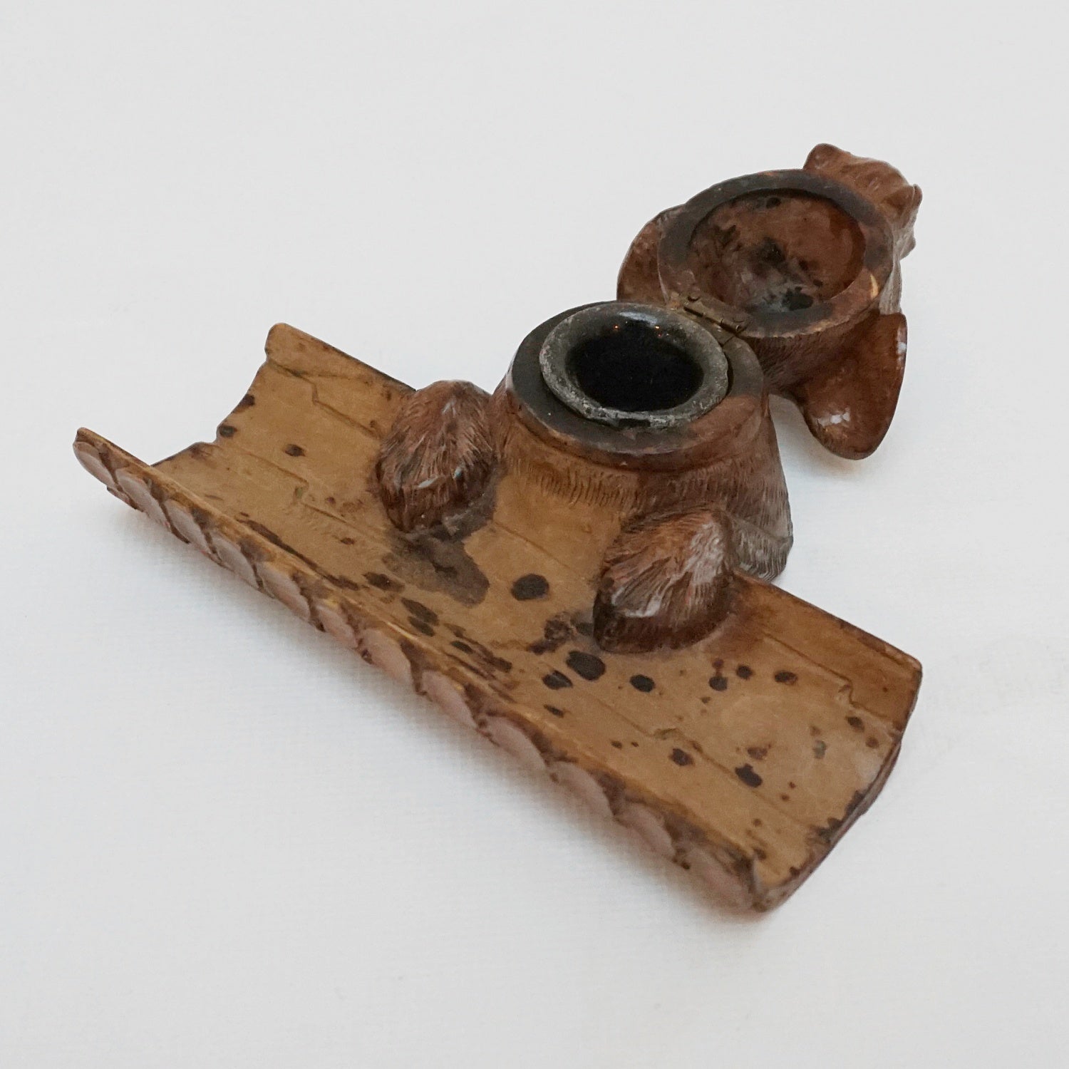 Black Forest Dog Inkwell and Pen Holder Swiss Circa 1900 - Jeroen Markies Art Deco 