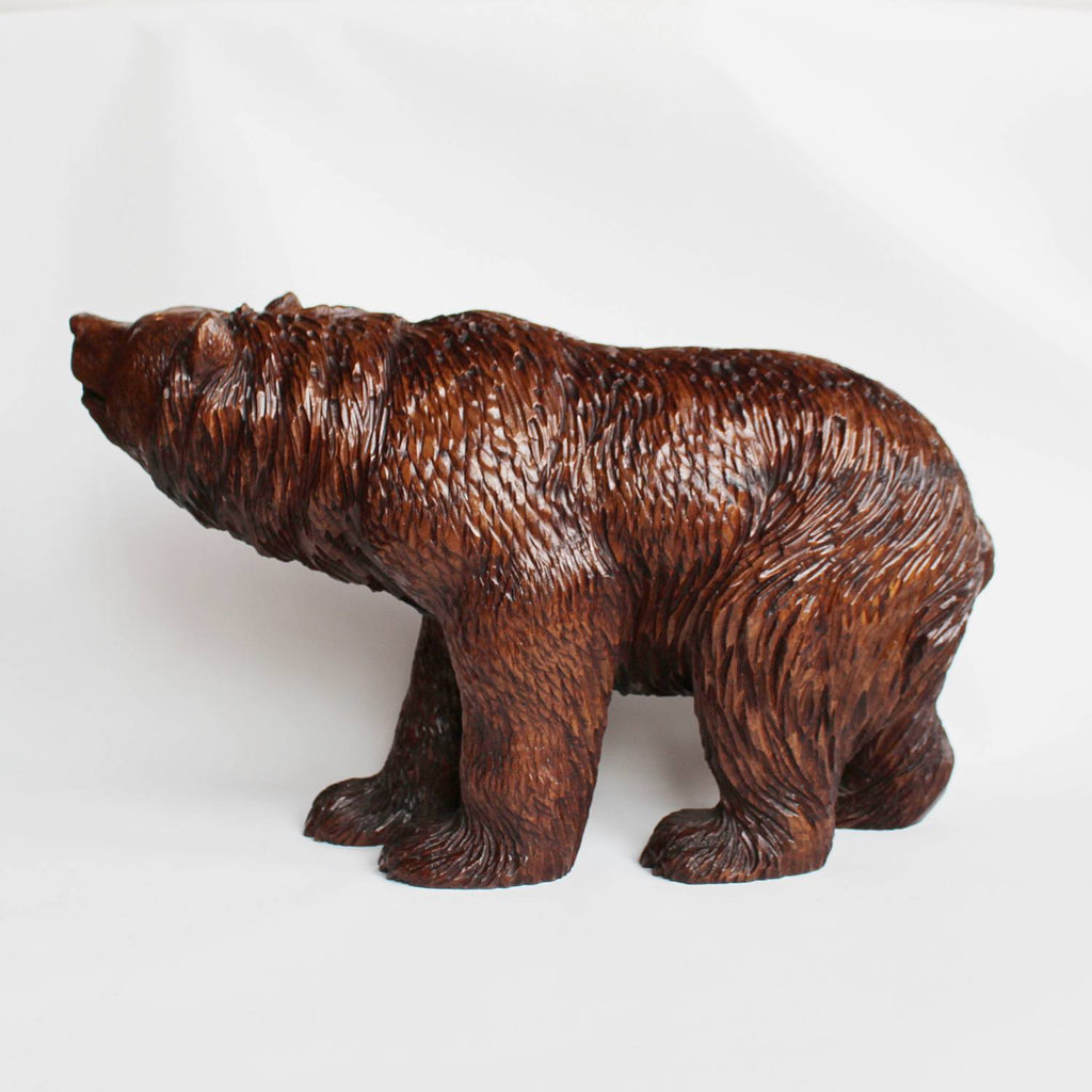 A 19th Century carved Black Forest bear at Jeroen Markies
