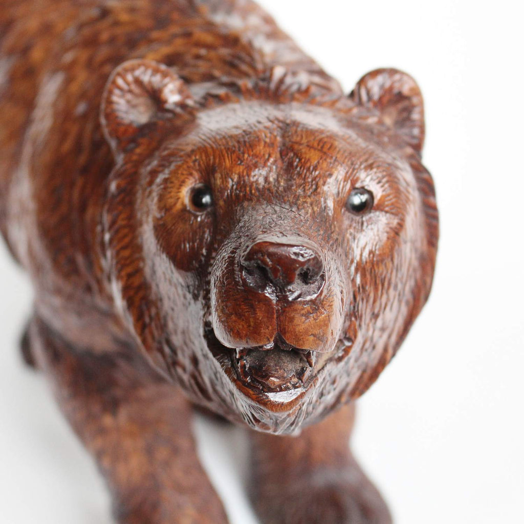 A 19th Century carved Black Forest bear at Jeroen Markies