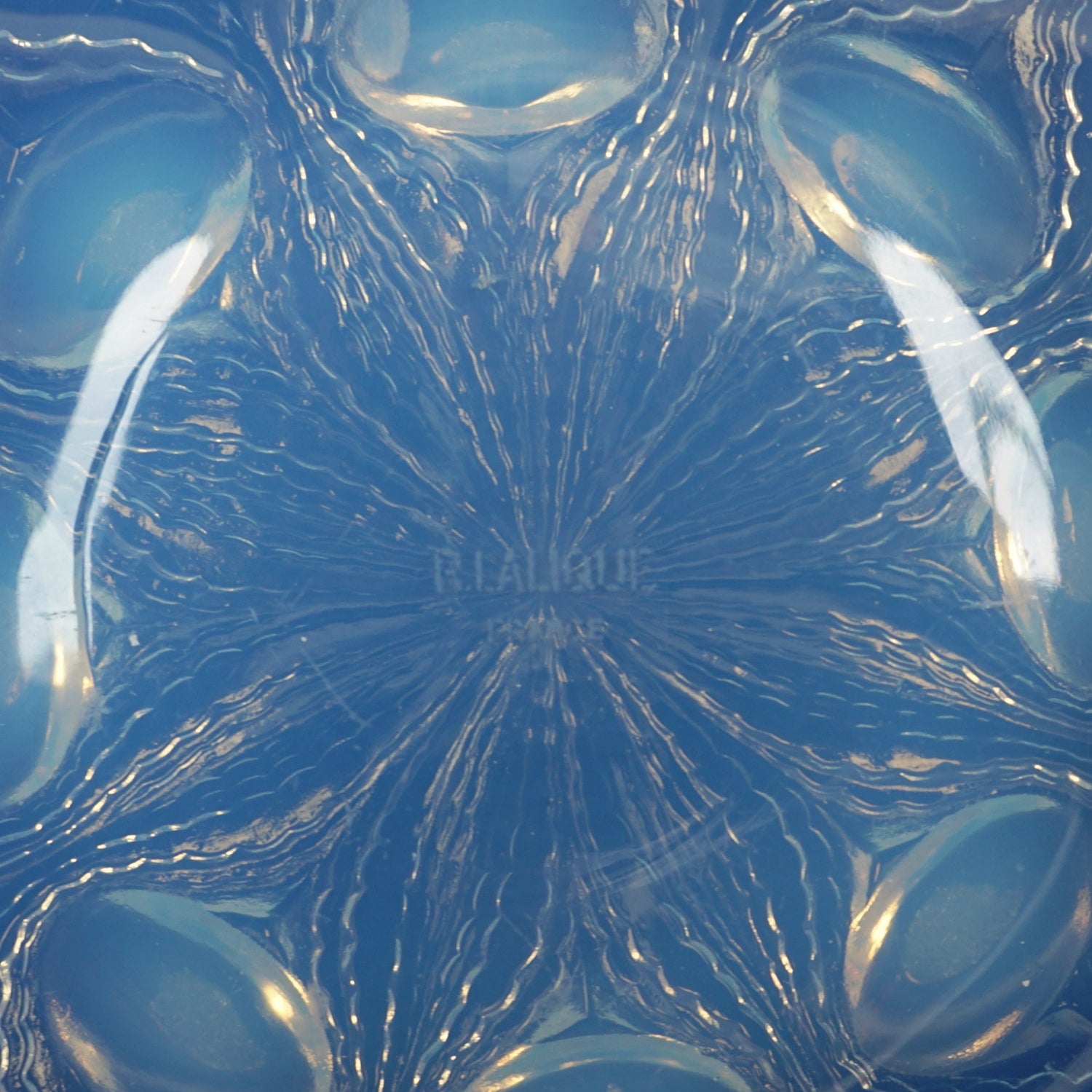 'Bulbes' Art Deco Glass Dish by René Lalique Glass Jeroen Markies Art Deco 
