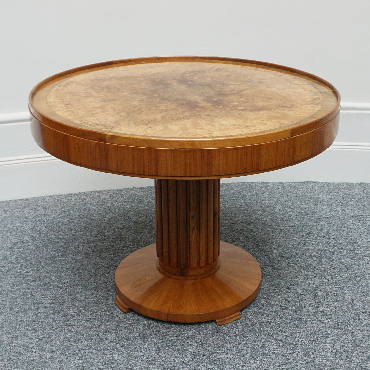 Vintage Art Deco Circular Centre Table Burr and Figured Walnut - Jeroen Markies Art Deco