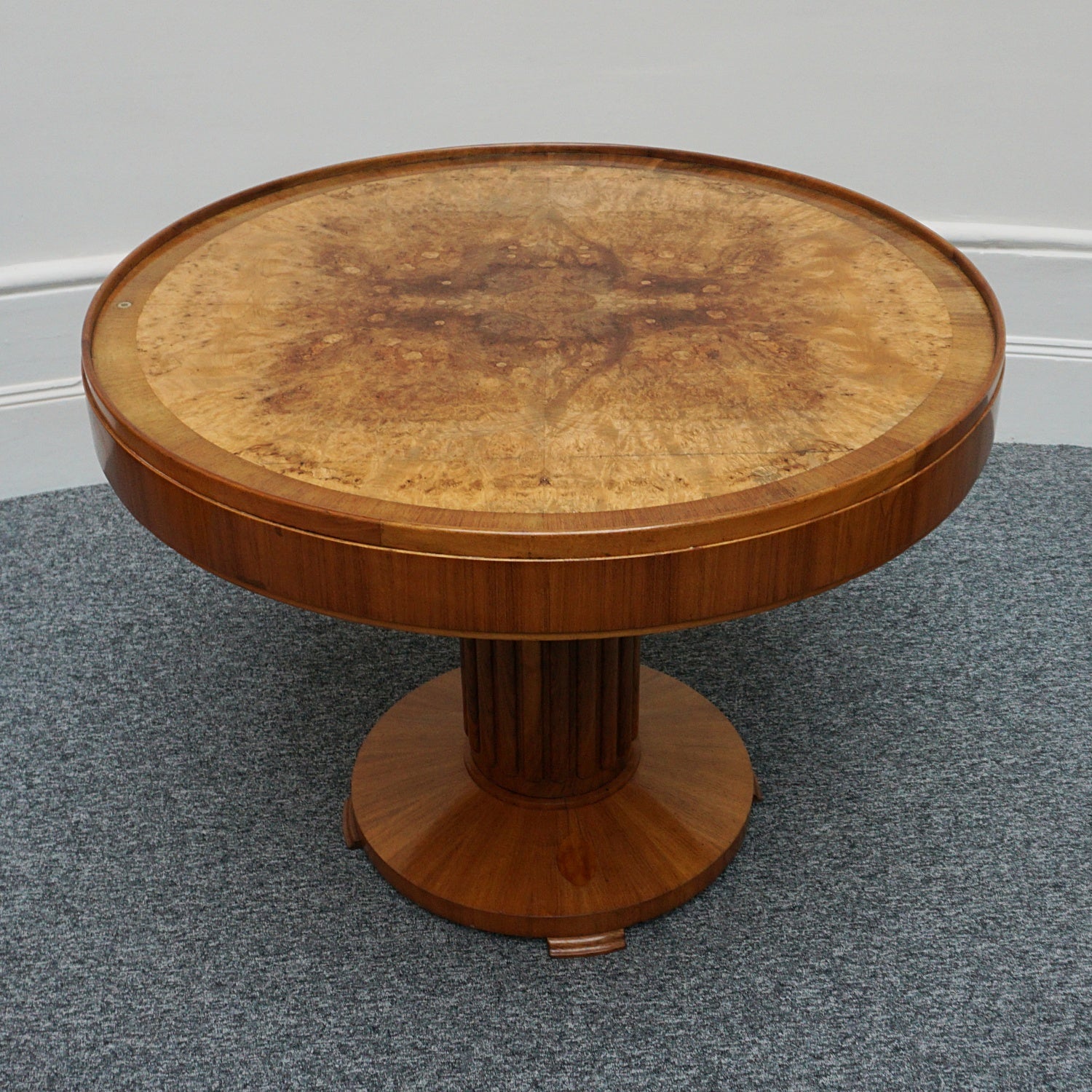 Vintage Art Deco Circular Centre Table Burr and Figured Walnut - Jeroen Markies Art Deco