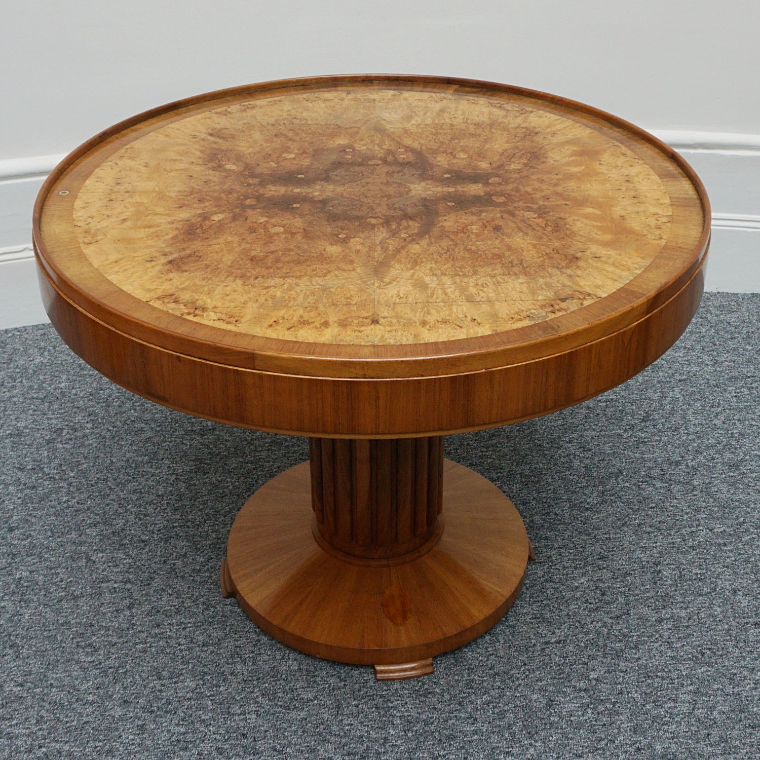 Vintage Art Deco Circular Centre Table Burr and Figured Walnut - Jeroen Markies Art Deco