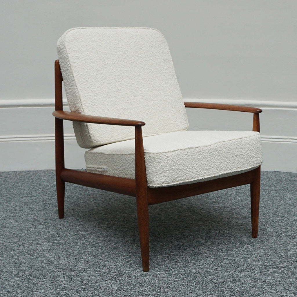 Vintage 1960's Grete Jalk for France & Son Danish Easy Chair Teak and White Boucle - Jeroen Markies Art Deco
