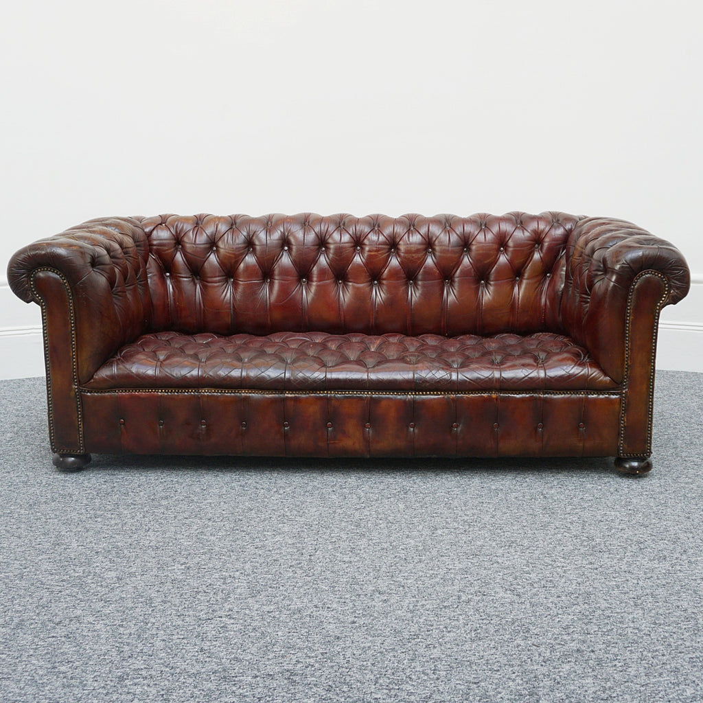 Chesterfield Sofa's - Vintage Chesterfield Sofa- Jeroen Markies Art Deco Furniture