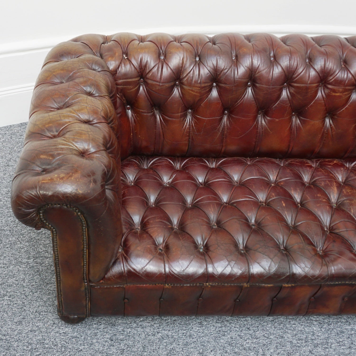 Chesterfield Sofa's - Vintage Chesterfield Sofa- Jeroen Markies Art Deco Furniture