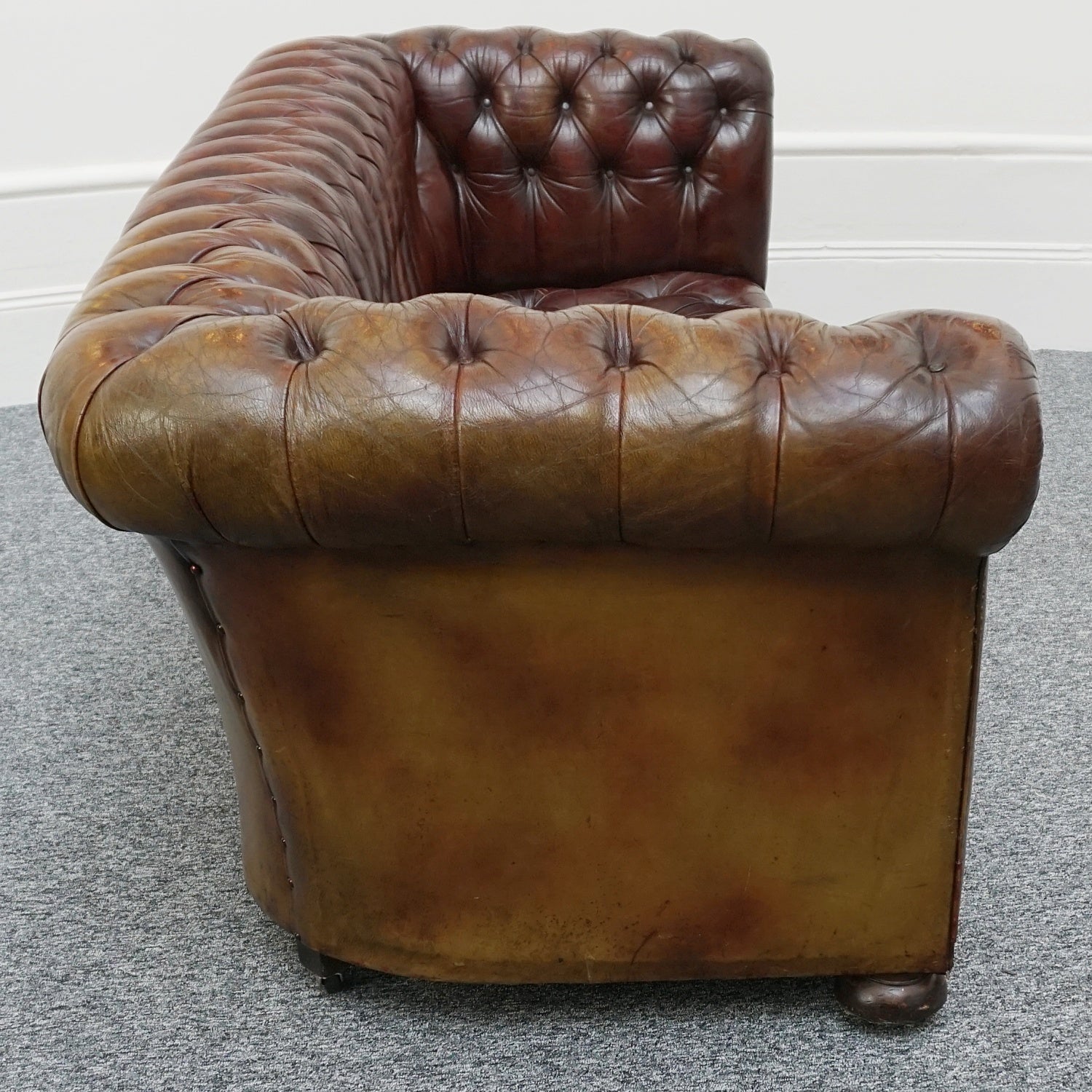 Chesterfield Sofa's - Vintage Chesterfield Sofa- Jeroen Markies Art Deco Furniture