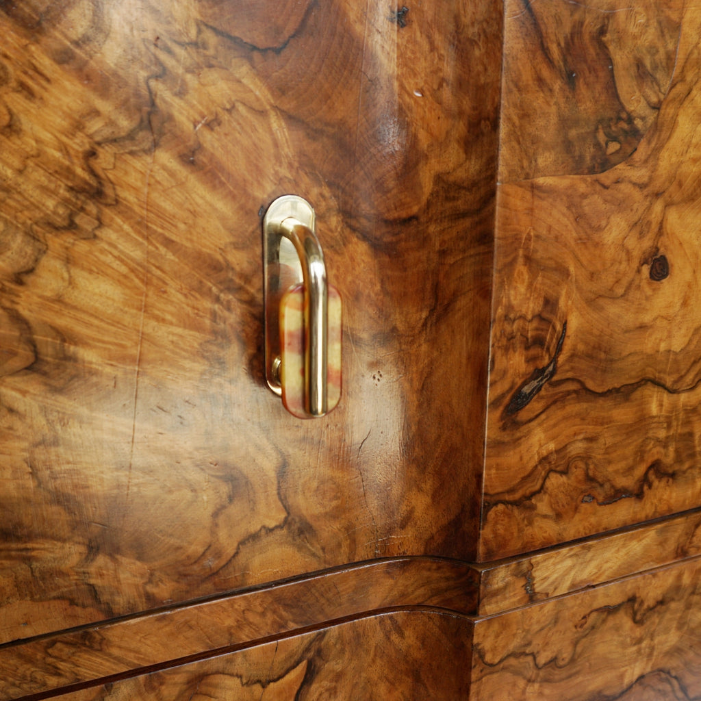 An Art Deco Chest of Four Drawers Burr Walnut Veneered - Jeroen Markies Art Deco