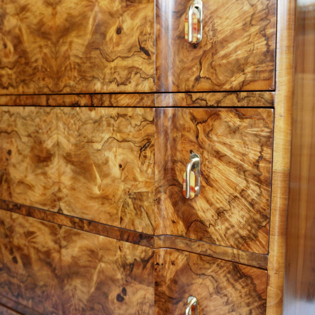 An Art Deco Chest of Four Drawers Burr Walnut Veneered - Jeroen Markies Art Deco