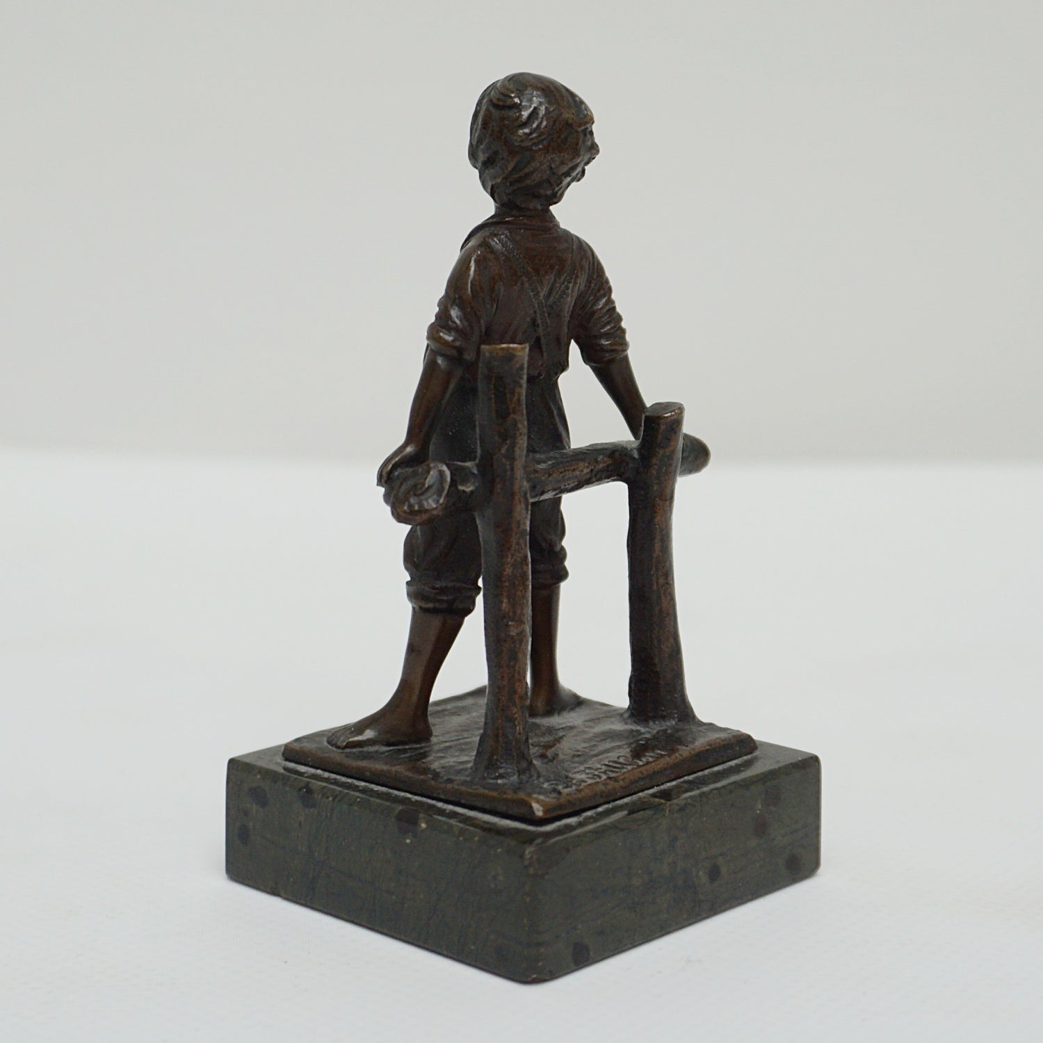 Early 20th Century Bronze Figure of a Young Boy - Jeroen Markies Art Deco
