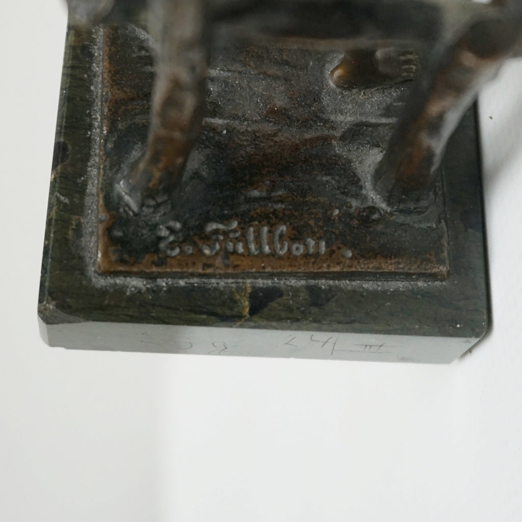 Early 20th Century Bronze Figure of a Young Boy - Jeroen Markies Art Deco