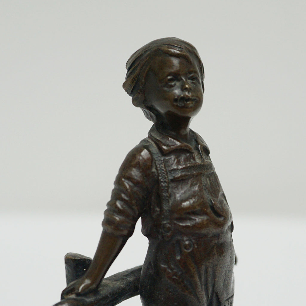 Early 20th Century Bronze Figure of a Young Boy - Jeroen Markies Art Deco