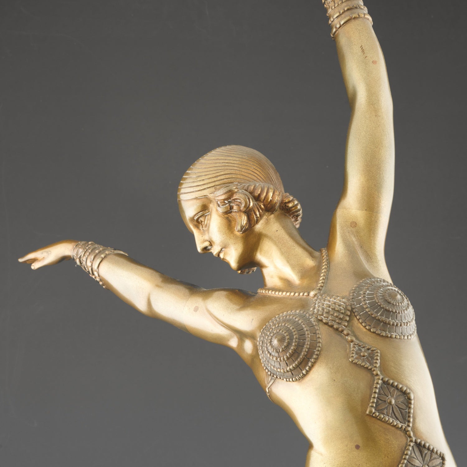 'Vedette' Large Art Deco Bronze Sculpture by Demetre Chiparus ' Jeroen Markies Art Deco