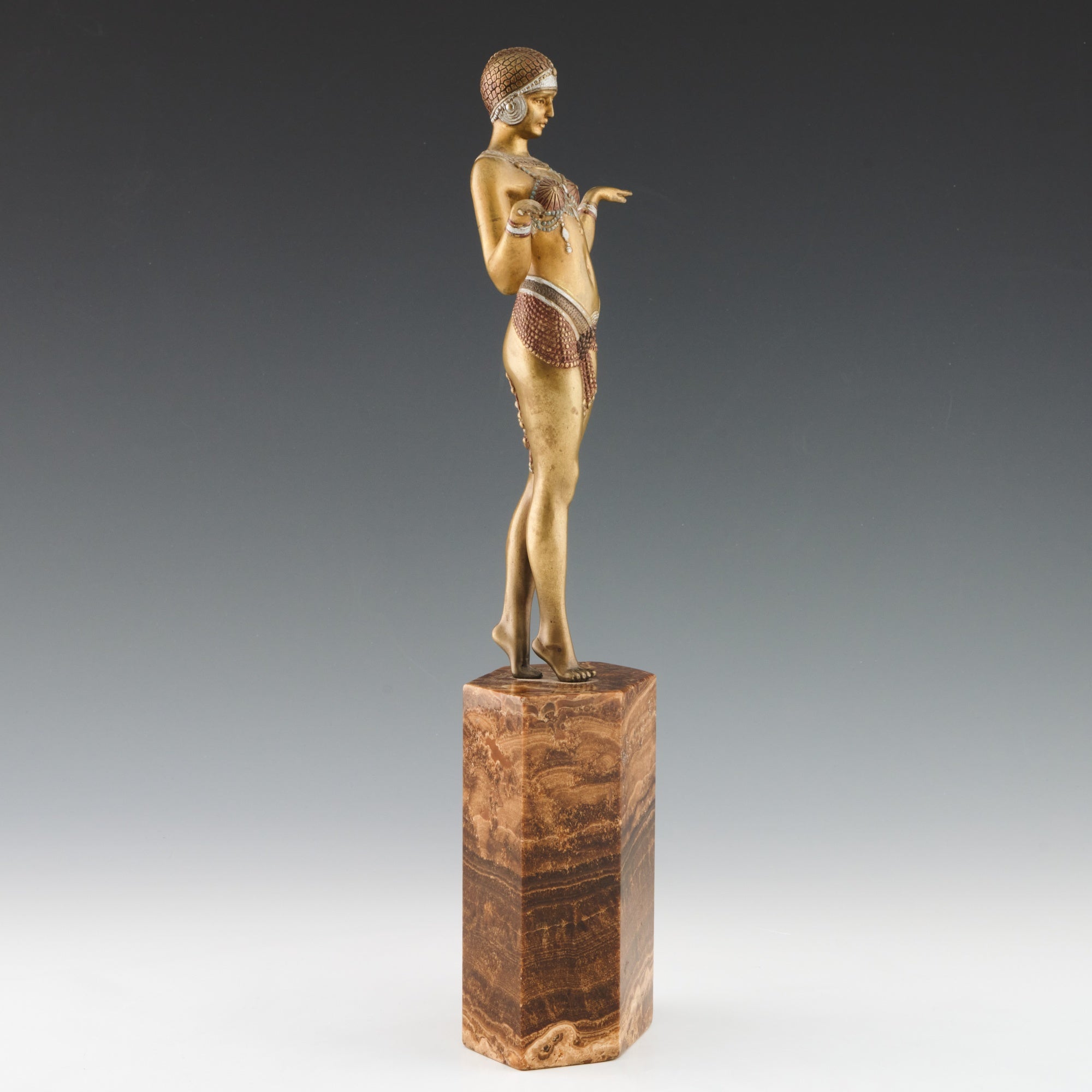 Original Rare and Fine Example of a Dancer by Demetre Chiparus - Jeroen Markies Art Deco