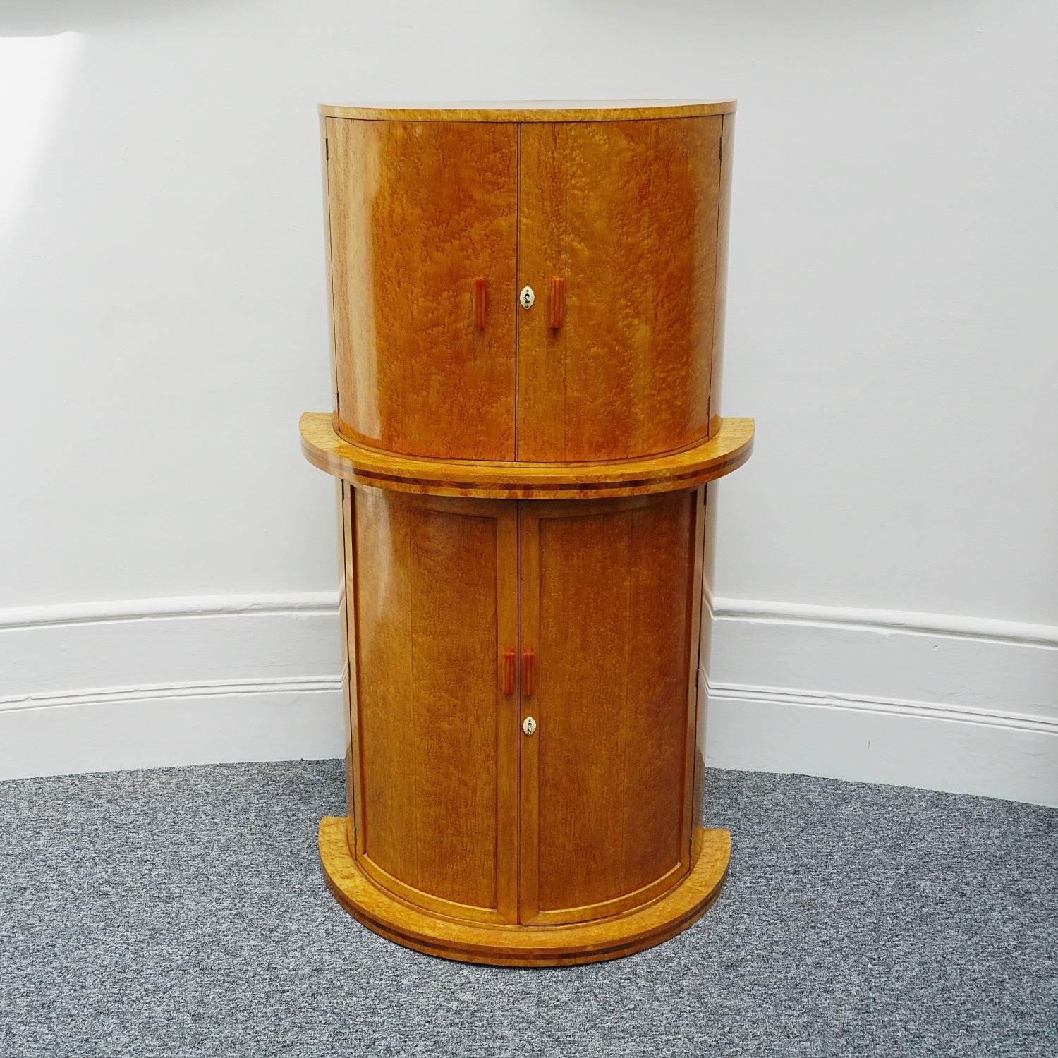 Vintage Art Deco Birdseye Maple Drinks Cabinet - Jeroen Markies Art Deco