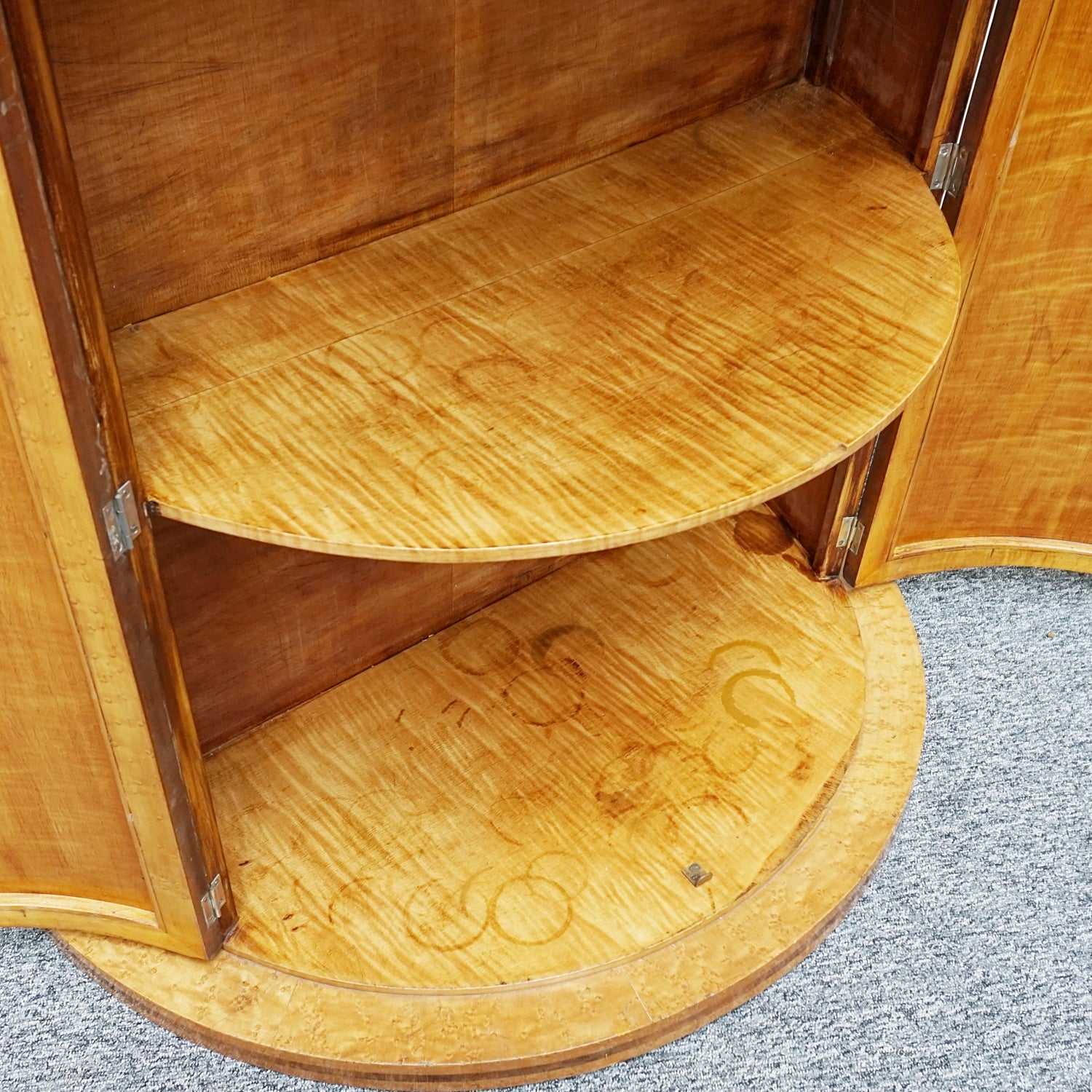 Vintage Art Deco Birdseye Maple Drinks Cabinet - Jeroen Markies Art Deco