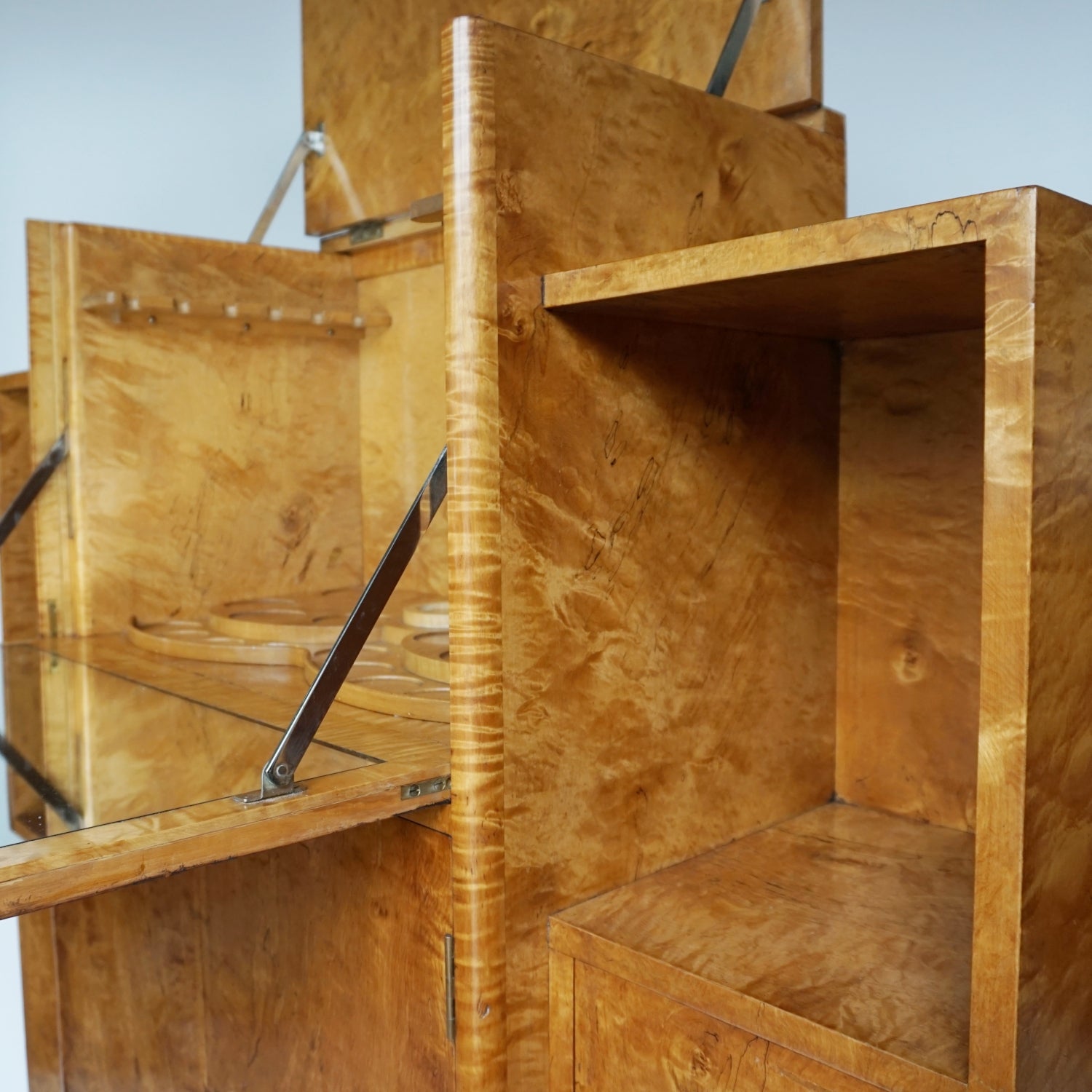 Art Deco Cocktail Cabinet Burr Walnut English Circa 1930 Art Deco Original Vintage Drinks Cabinet Jeroen Markies Art Deco