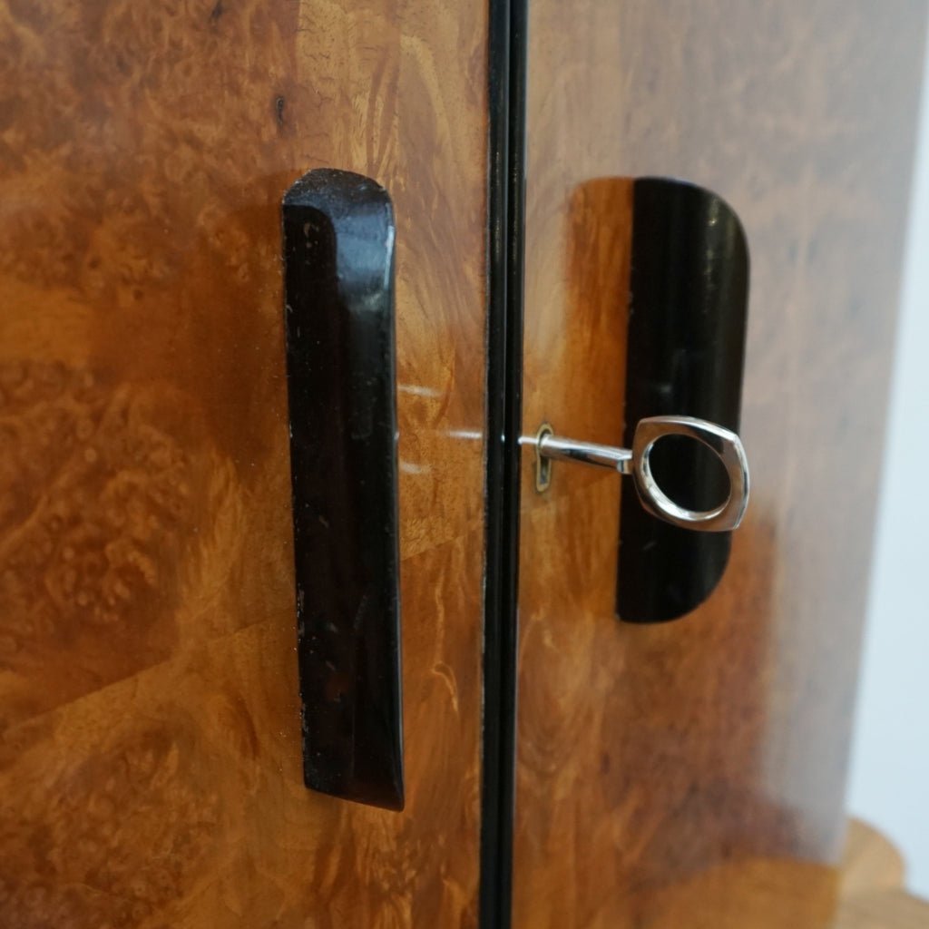 Harry & Lou Epstein Burr Walnut Cocktail Cabinet-Vintage Art Deco Cocktail Bars - Jeroen Markies Art Deco