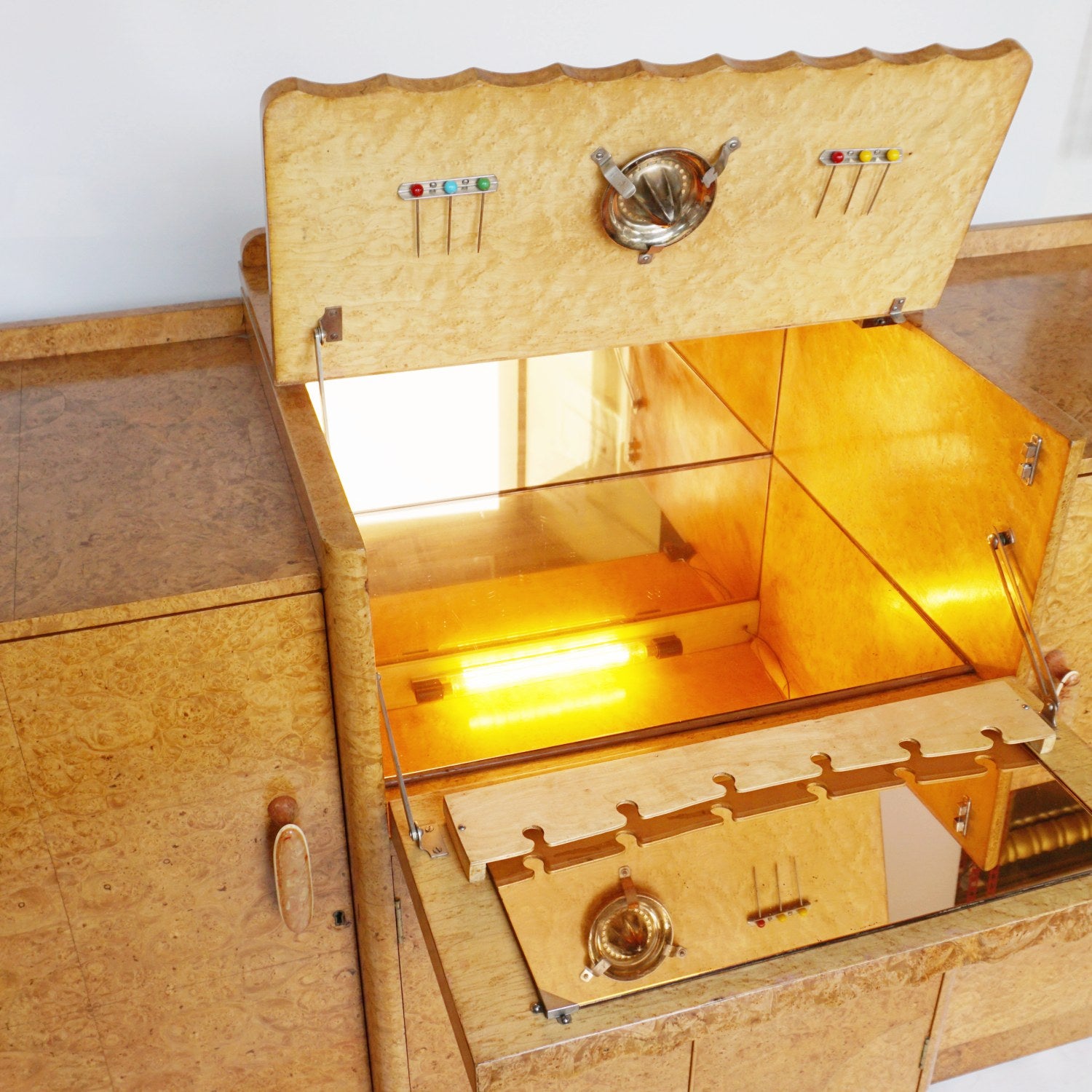 Harry & Lou Epstein Art Deco Cocktail Sideboard Jeroen Markies Art Deco 