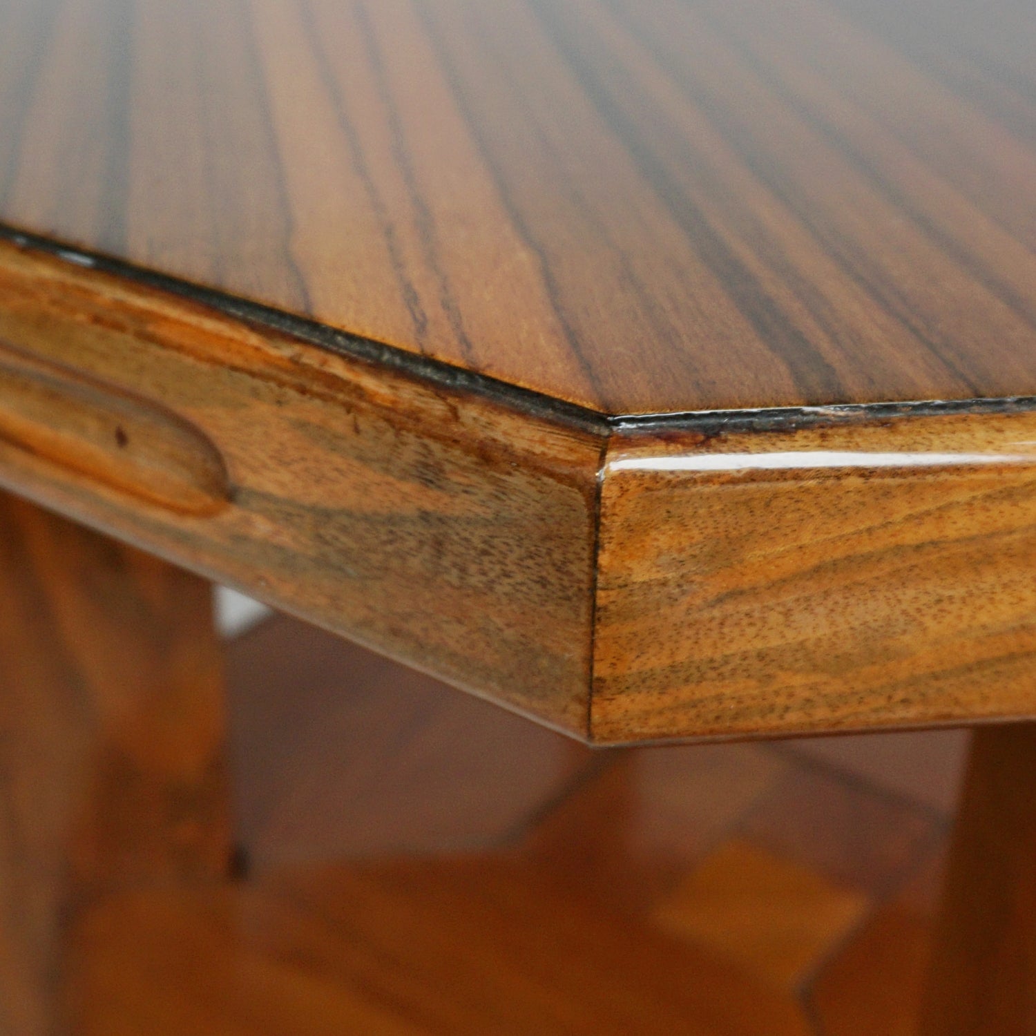 Art Deco Octagonal Coffee Side Table Figured and Solid Walnut - Jeroen Markies Art Deco