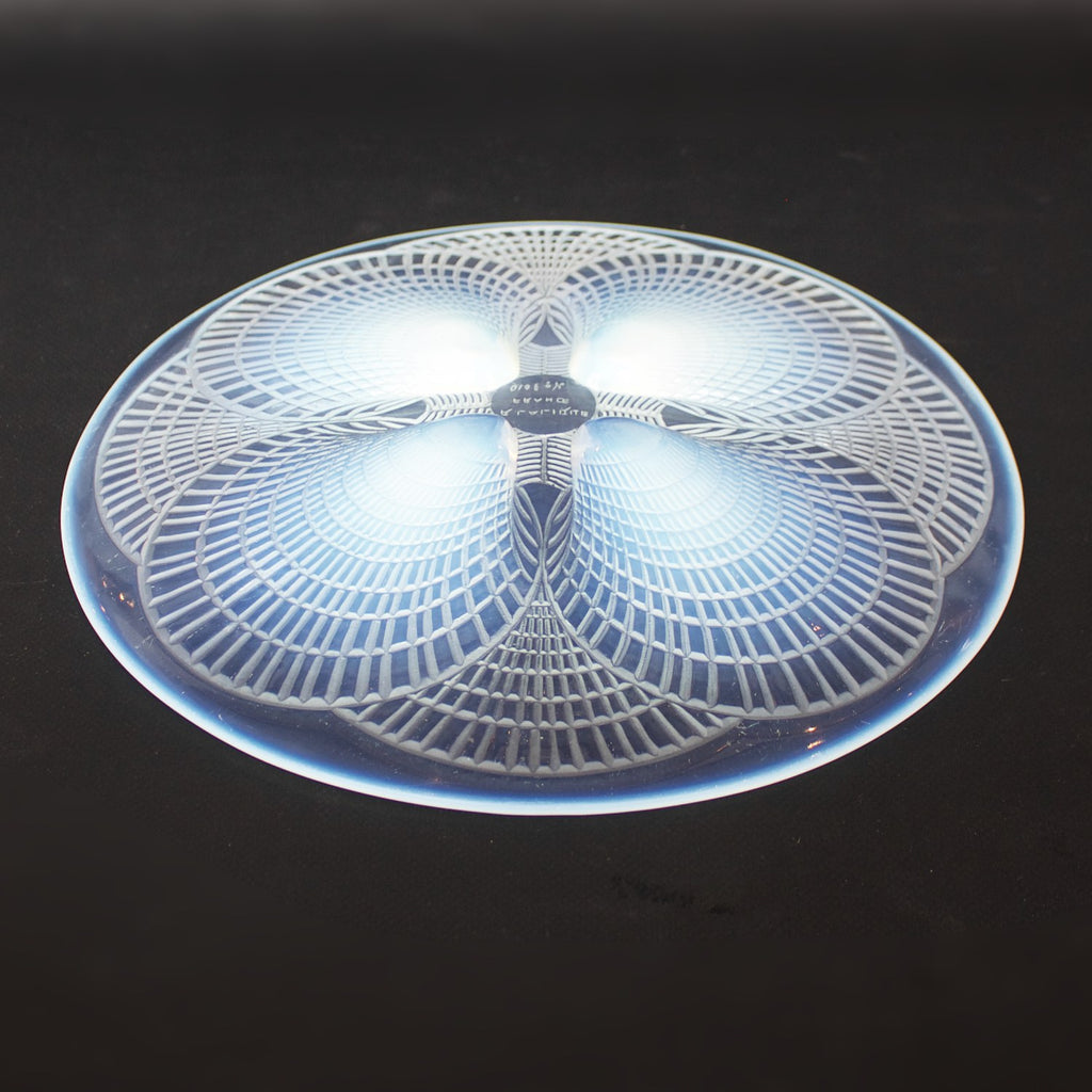 Coquilles No.2, Art Deco opalescent and frosted glass plate - René Lalique Glass - Jeroen Markies Art Deco