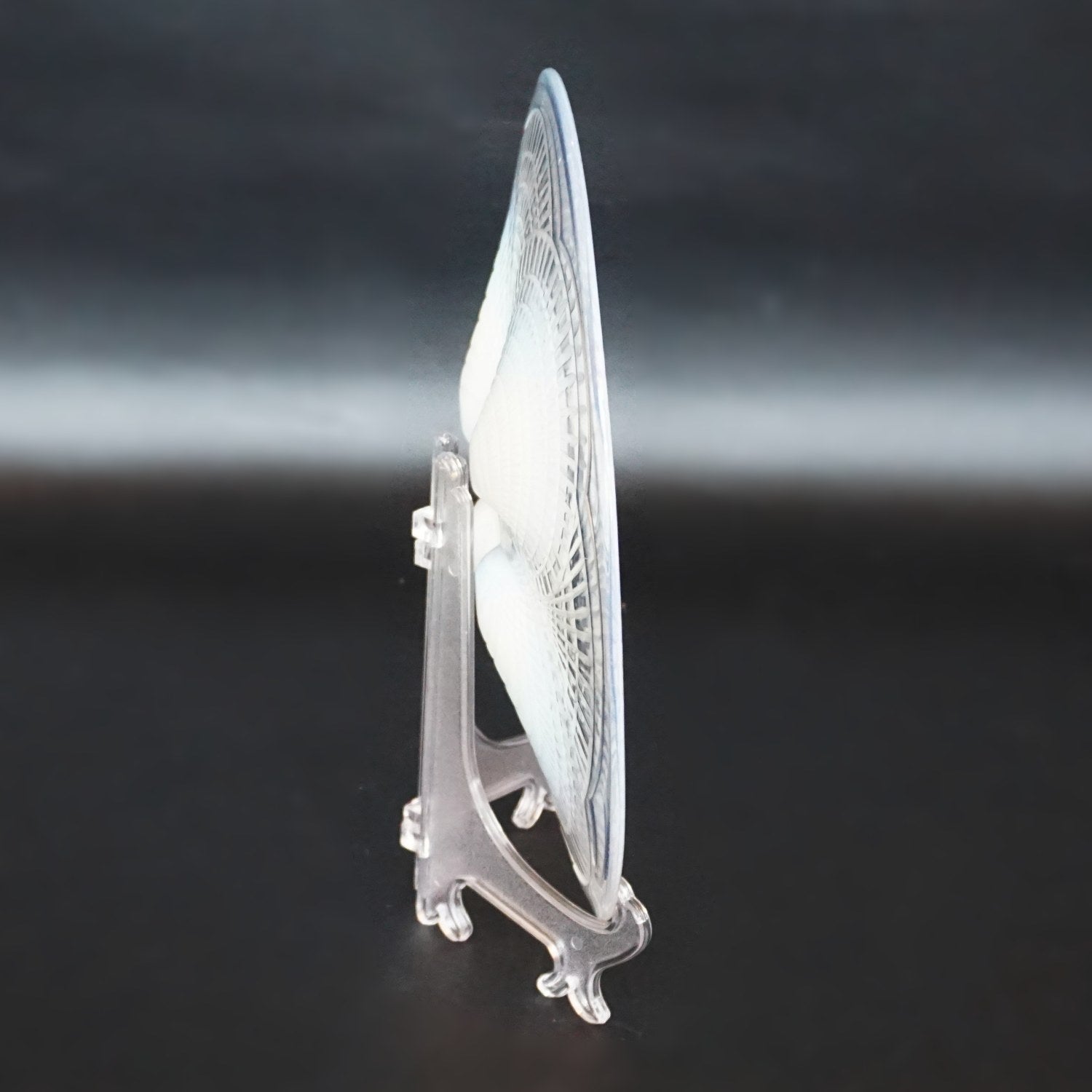 René Lalique Coquilles No.3 Art Deco Opalescent Glass Plate Jeroen Markies Art Deco 