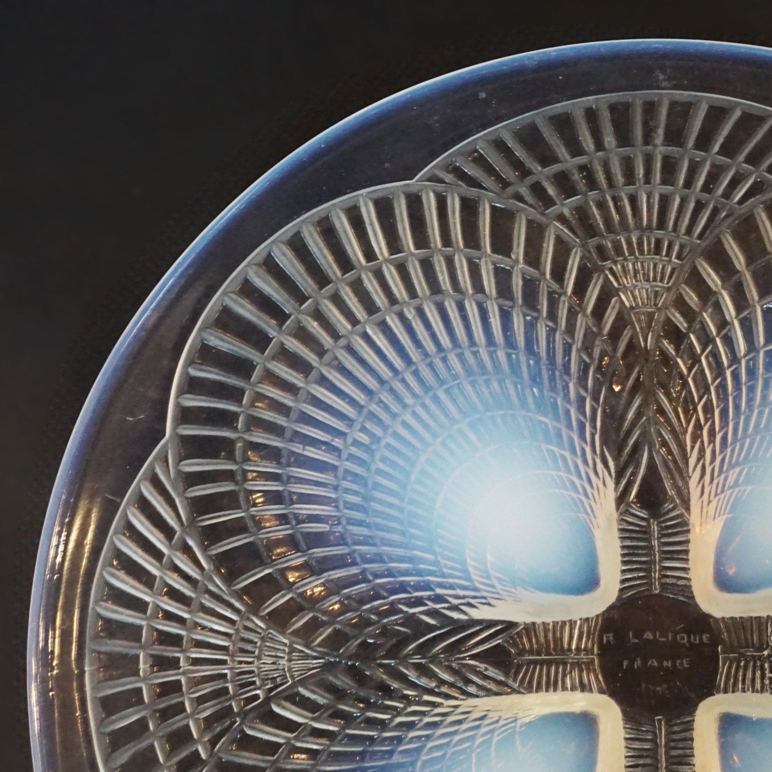 René Lalique Coquilles No.3 Art Deco Opalescent Glass Plate Jeroen Markies Art Deco 