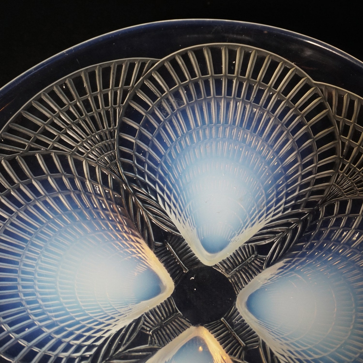 René Lalique Coquilles No.3 Art Deco Glass Plate - René Lalique  Glass - Jeroen Markies Art Deco 
