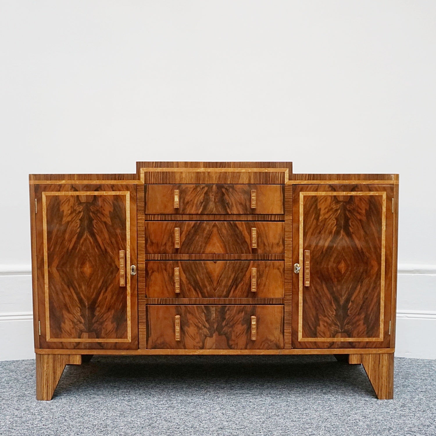 An Art Deco Petite Sideboard - Jeroen Markies Art Deco