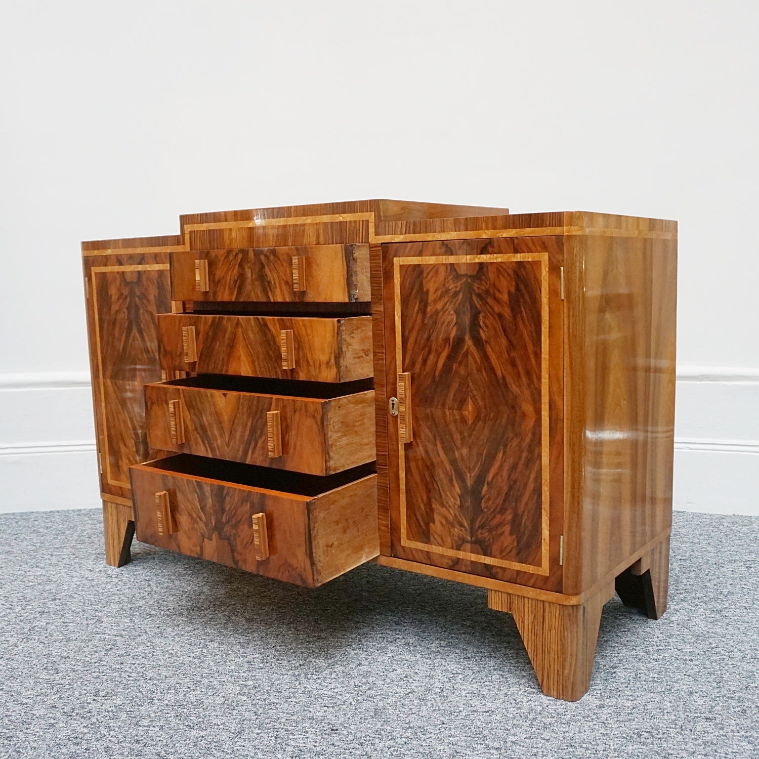 An Art Deco Petite Sideboard - Jeroen Markies Art Deco